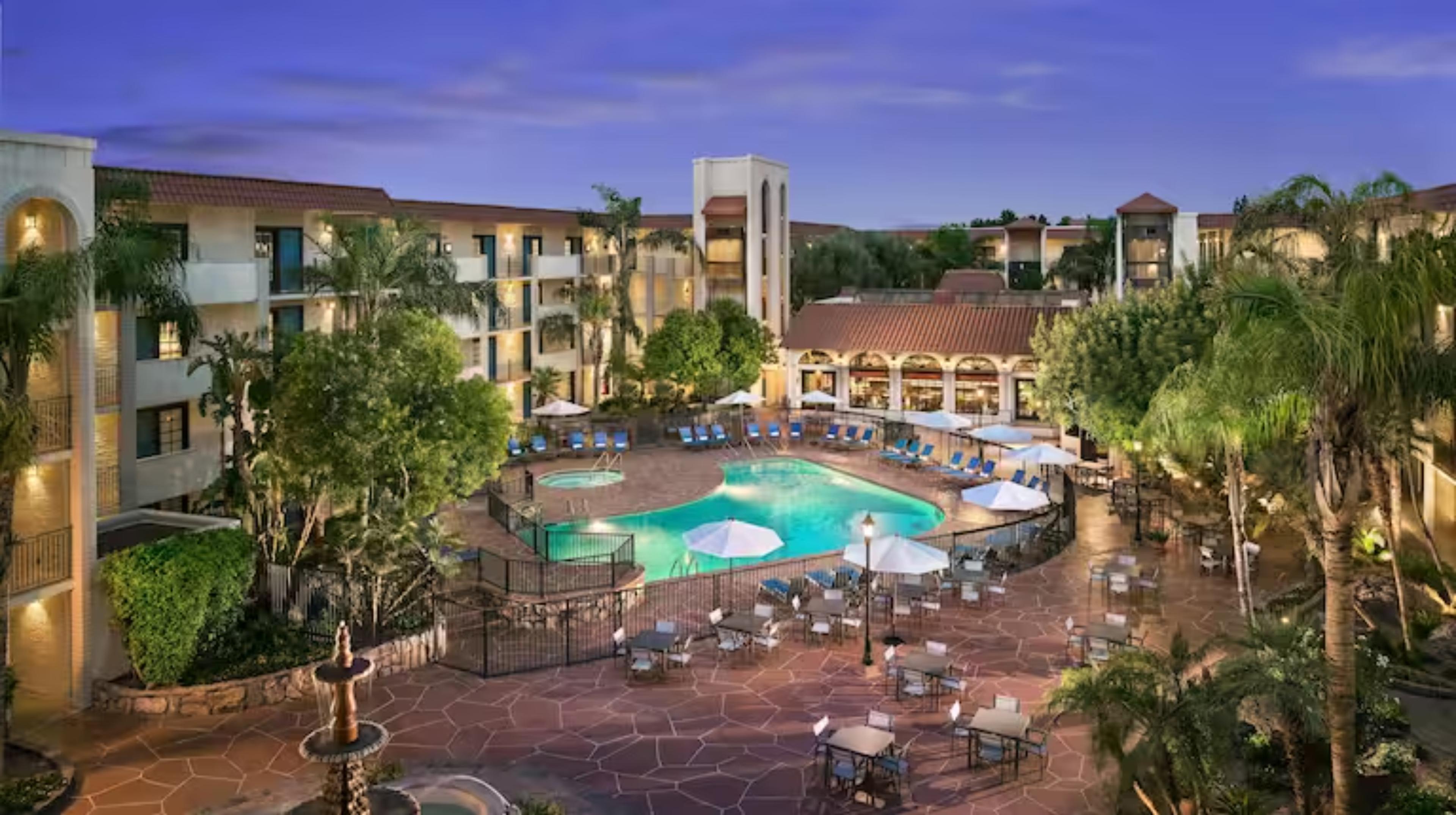 Embassy Suites by Hilton Scottsdale Resort