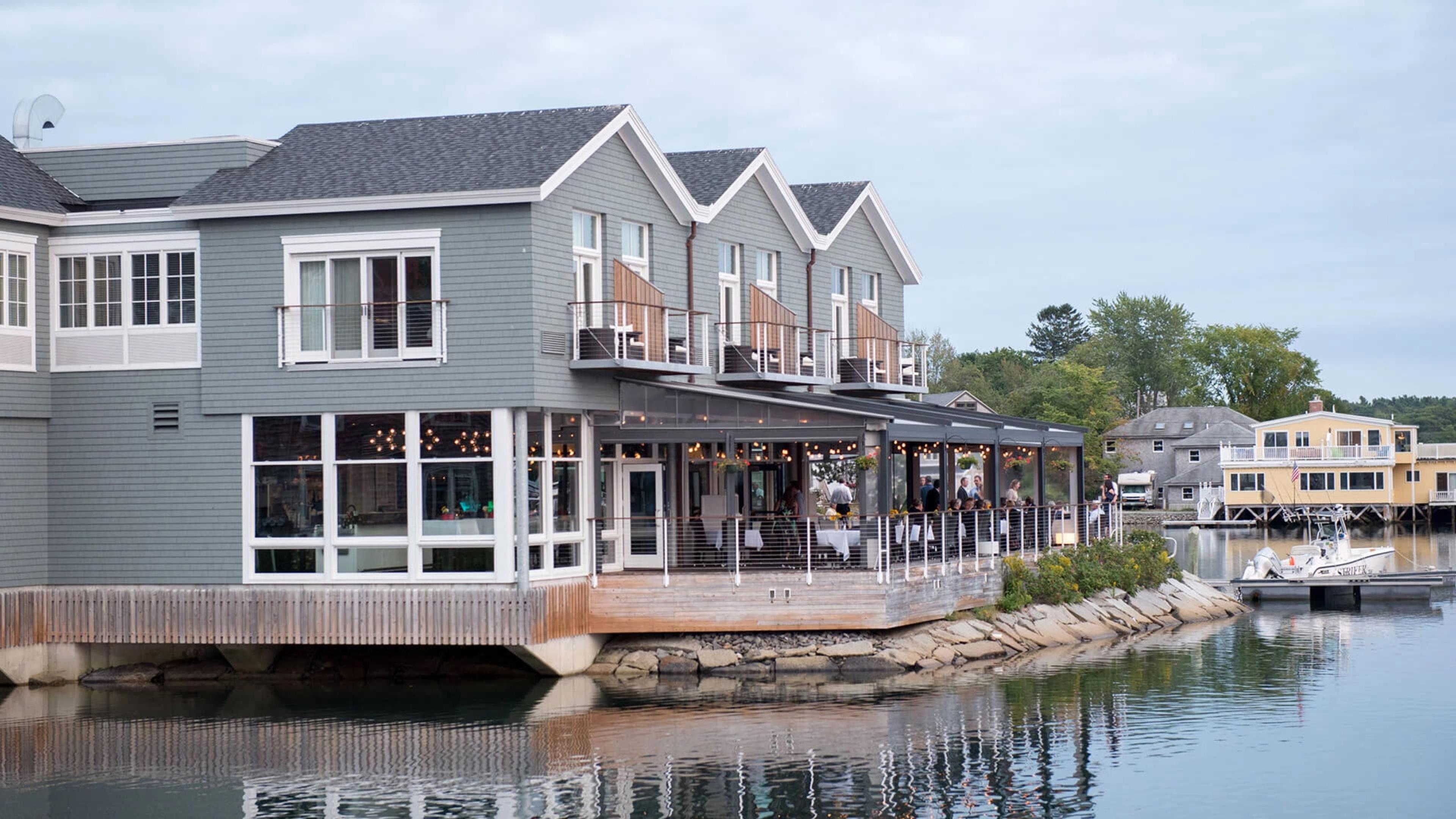 The Boathouse Waterfront Hotel