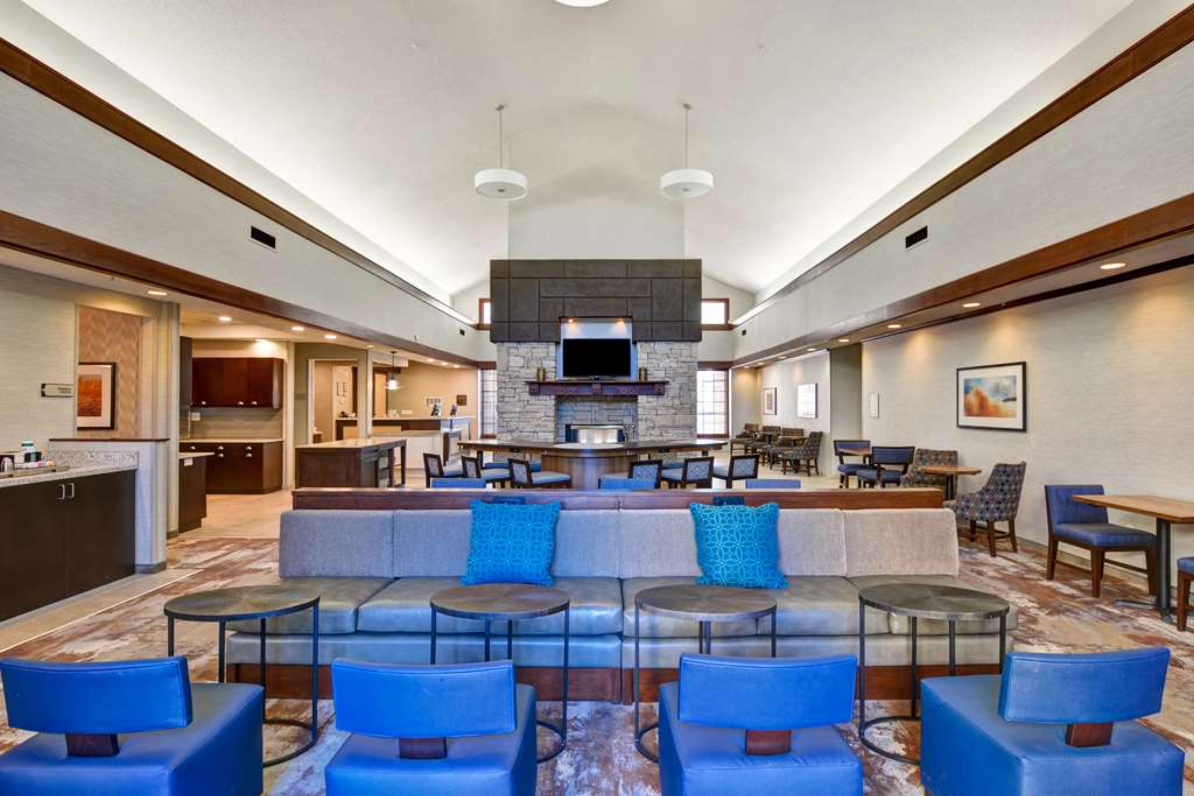 Homewood Suites by Hilton Kansas City/Overland Park