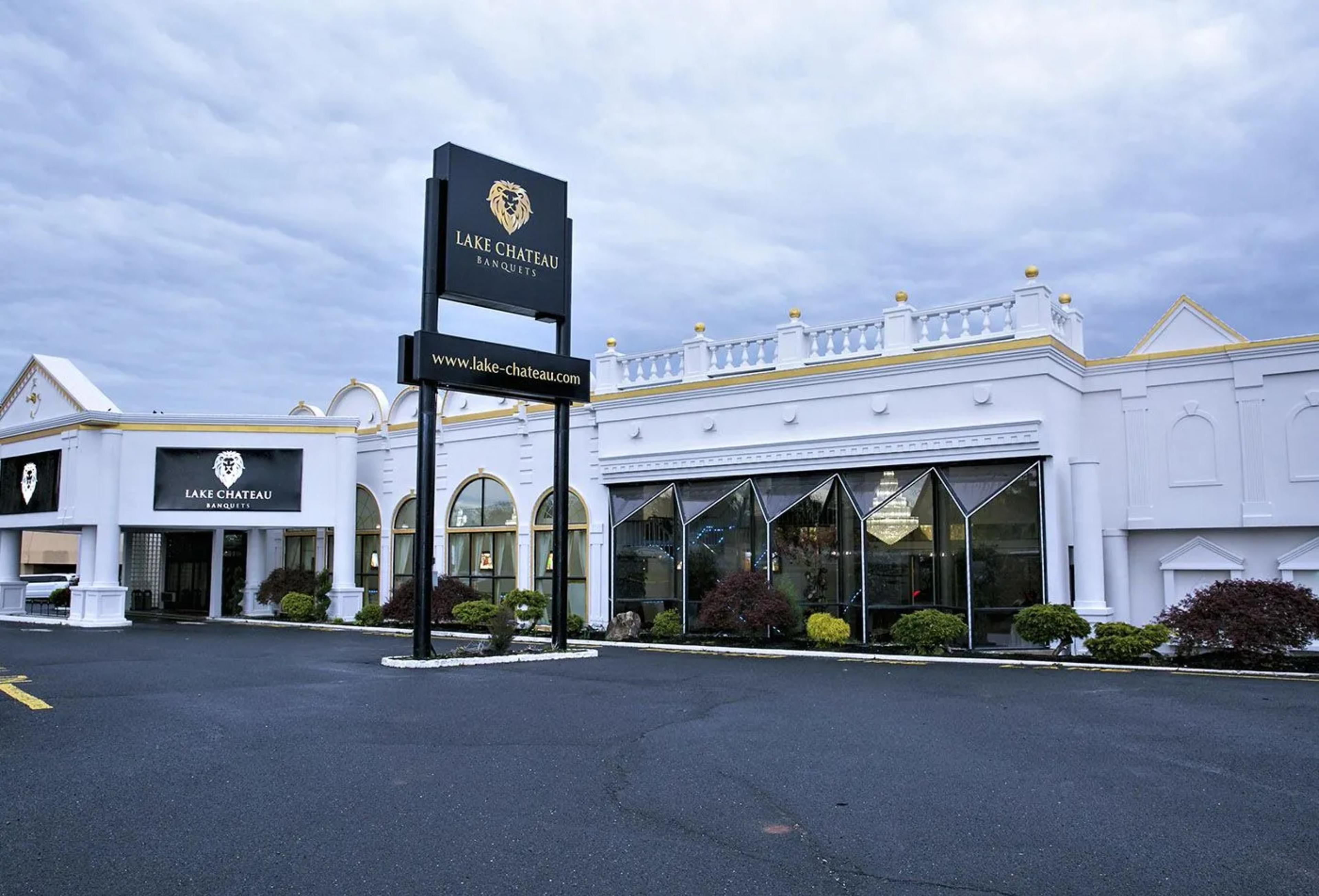 Lake Chateau Banquets