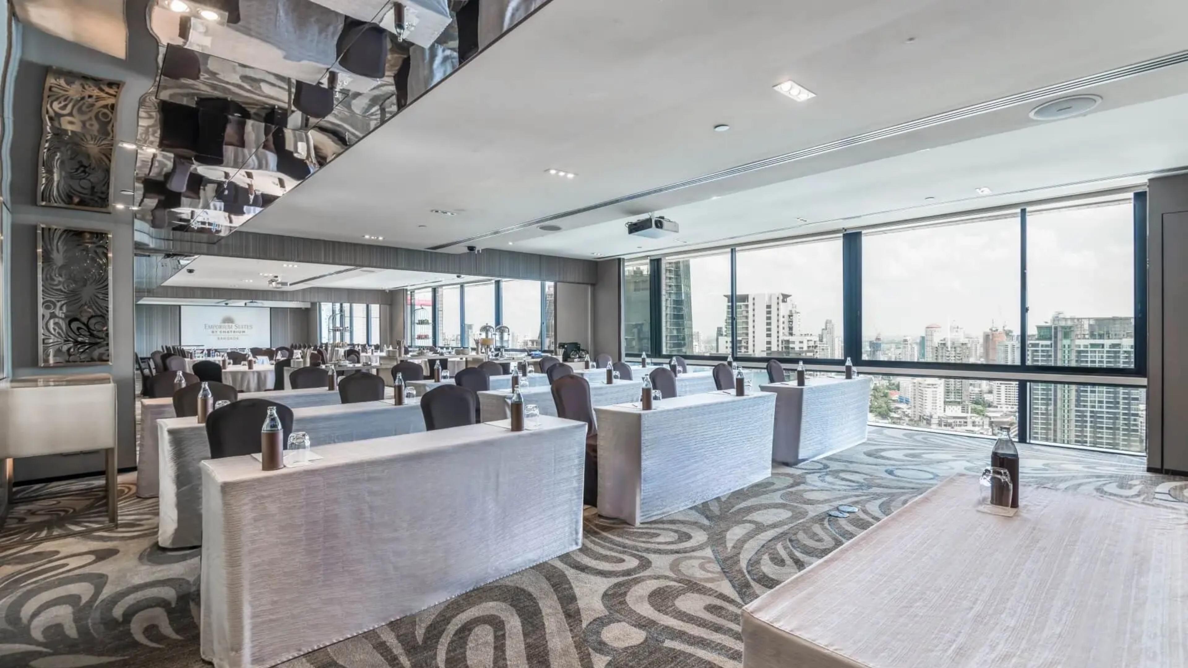 Emporium Suites by Chatrium