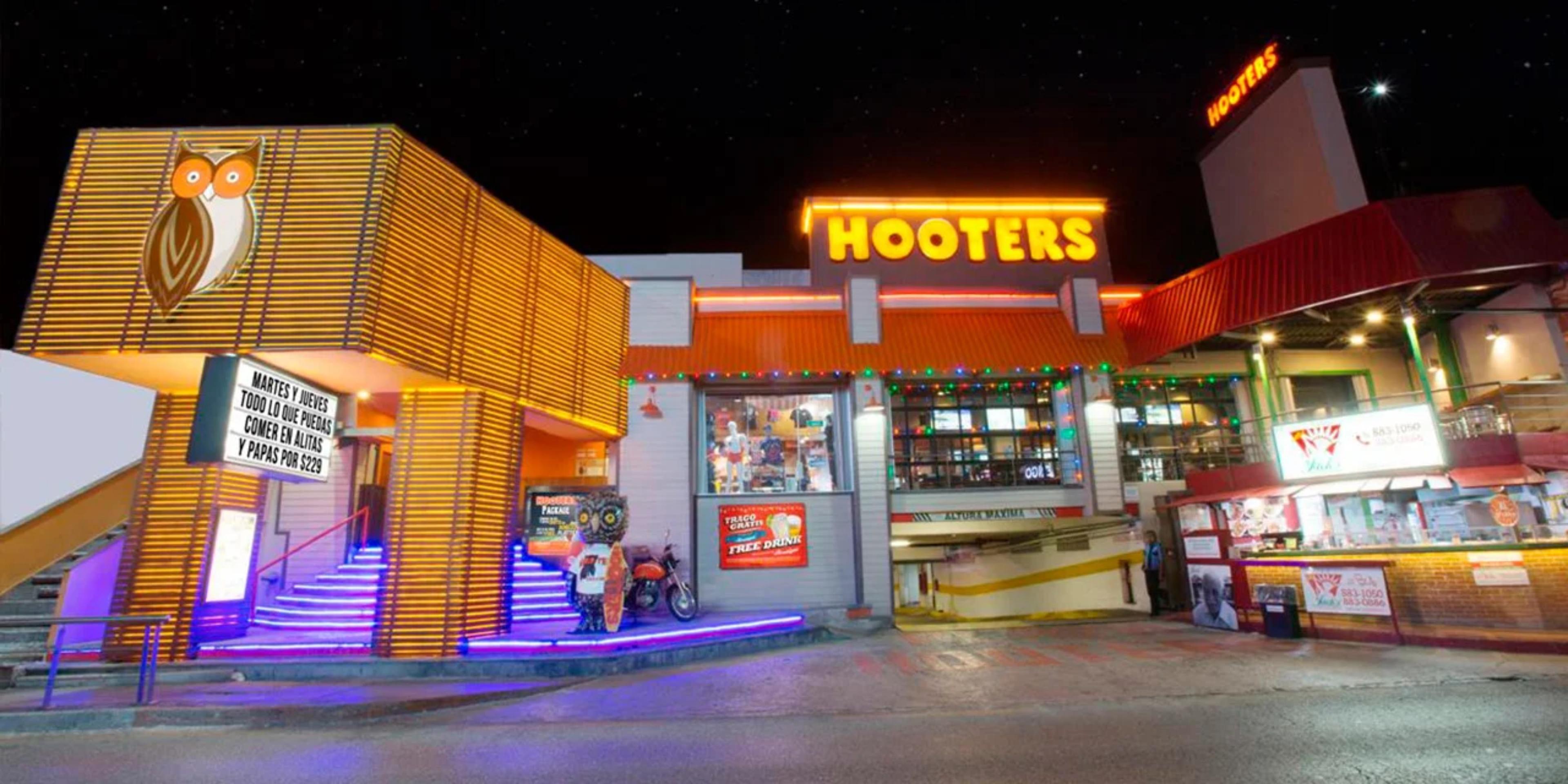 Hooters