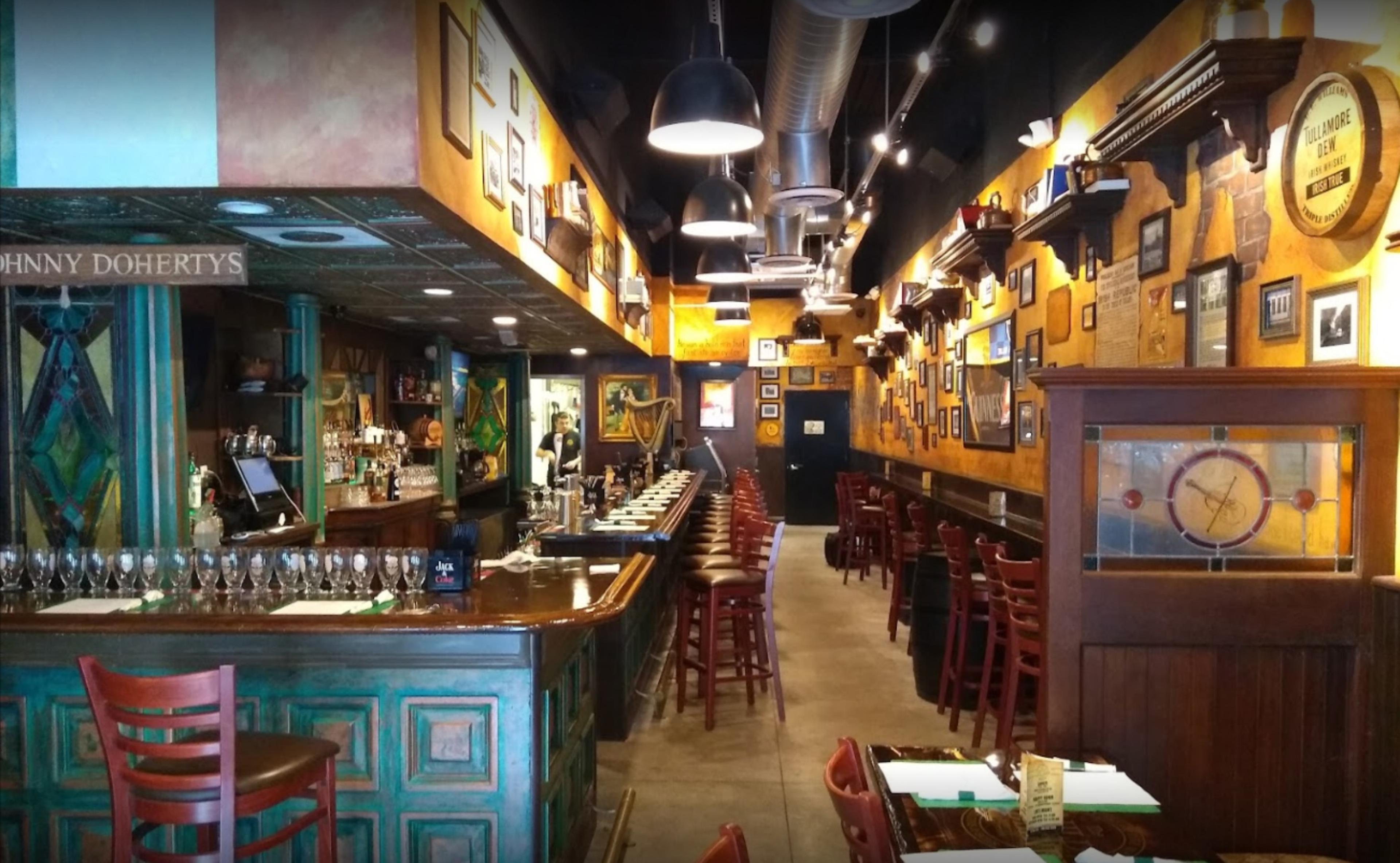 The Auld Dubliner Irish Pub & Kitchen