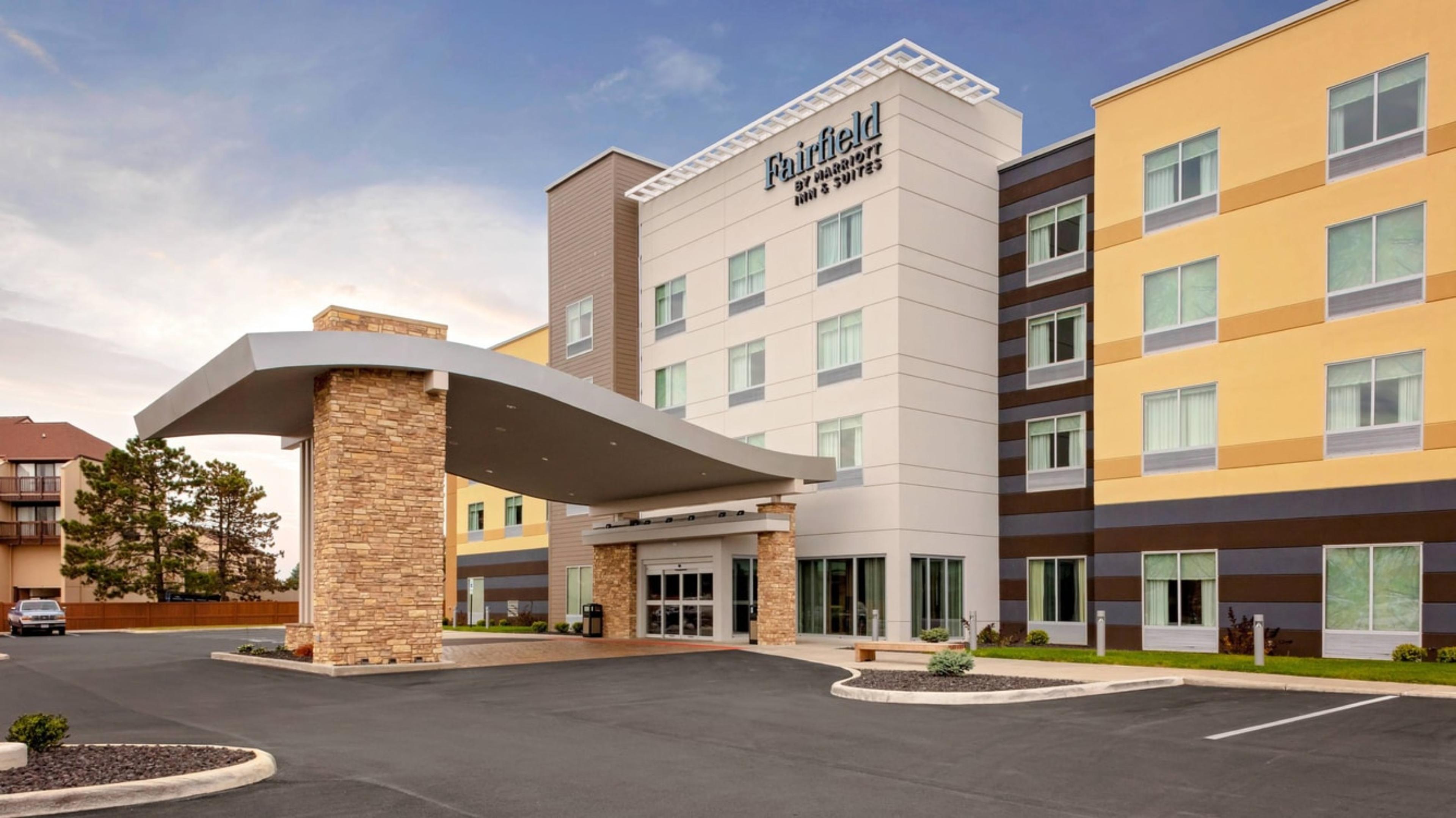 Fairfield Inn & Suites Port Clinton Waterfront