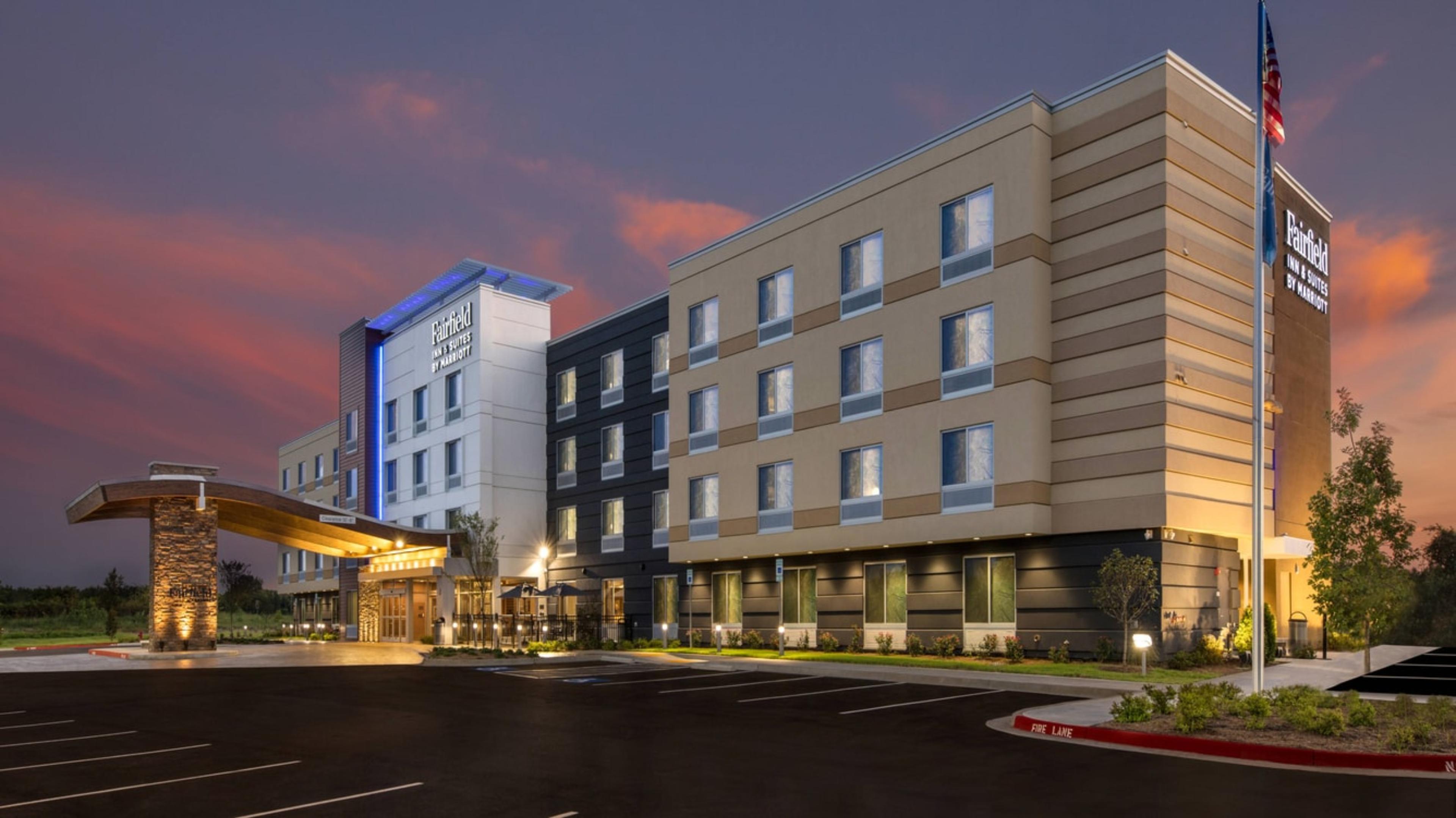 Fairfield Inn & Suites Little Rock Airport