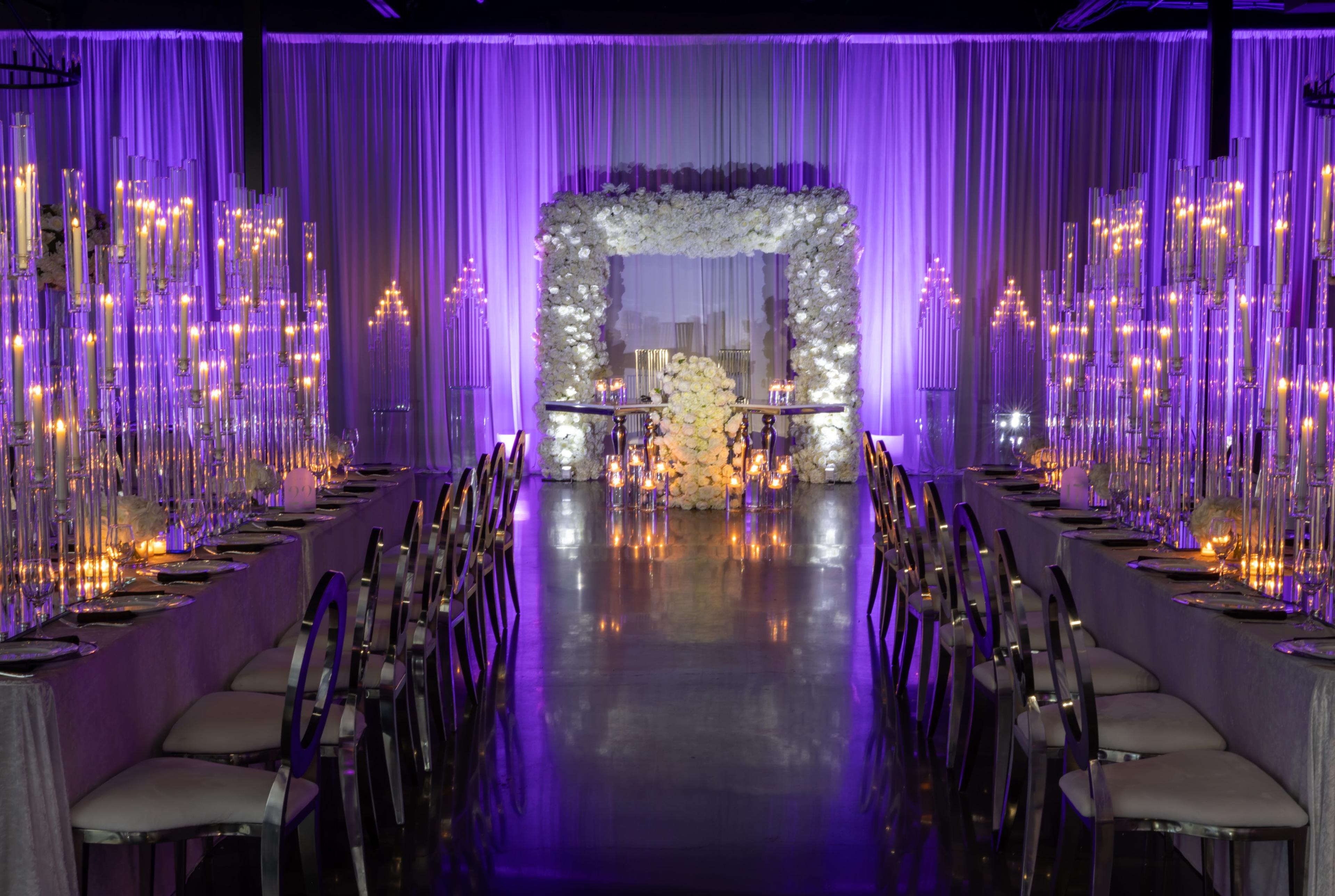 Venue 827