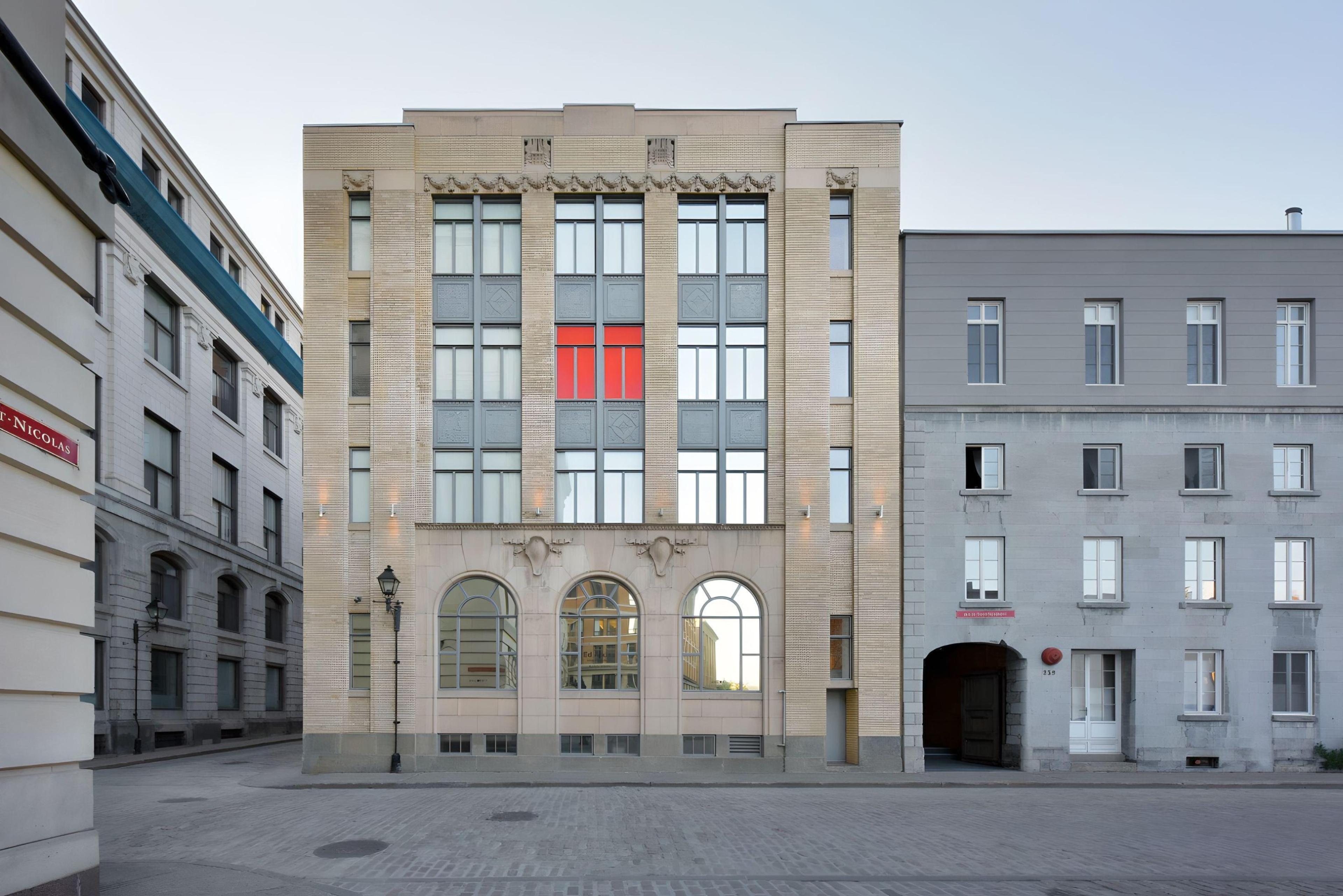 Fondation PHI pour l’art contemporain ( Former DHC/ART Foundation )