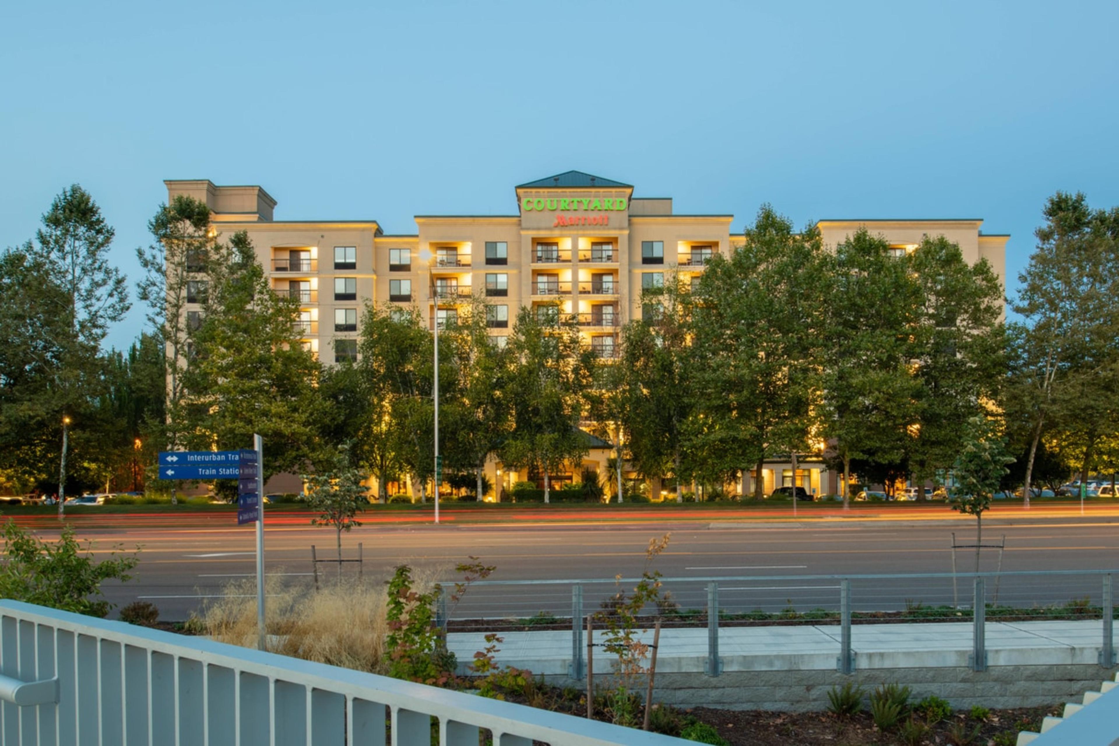 Courtyard by Marriott Seattle Sea-Tac Area