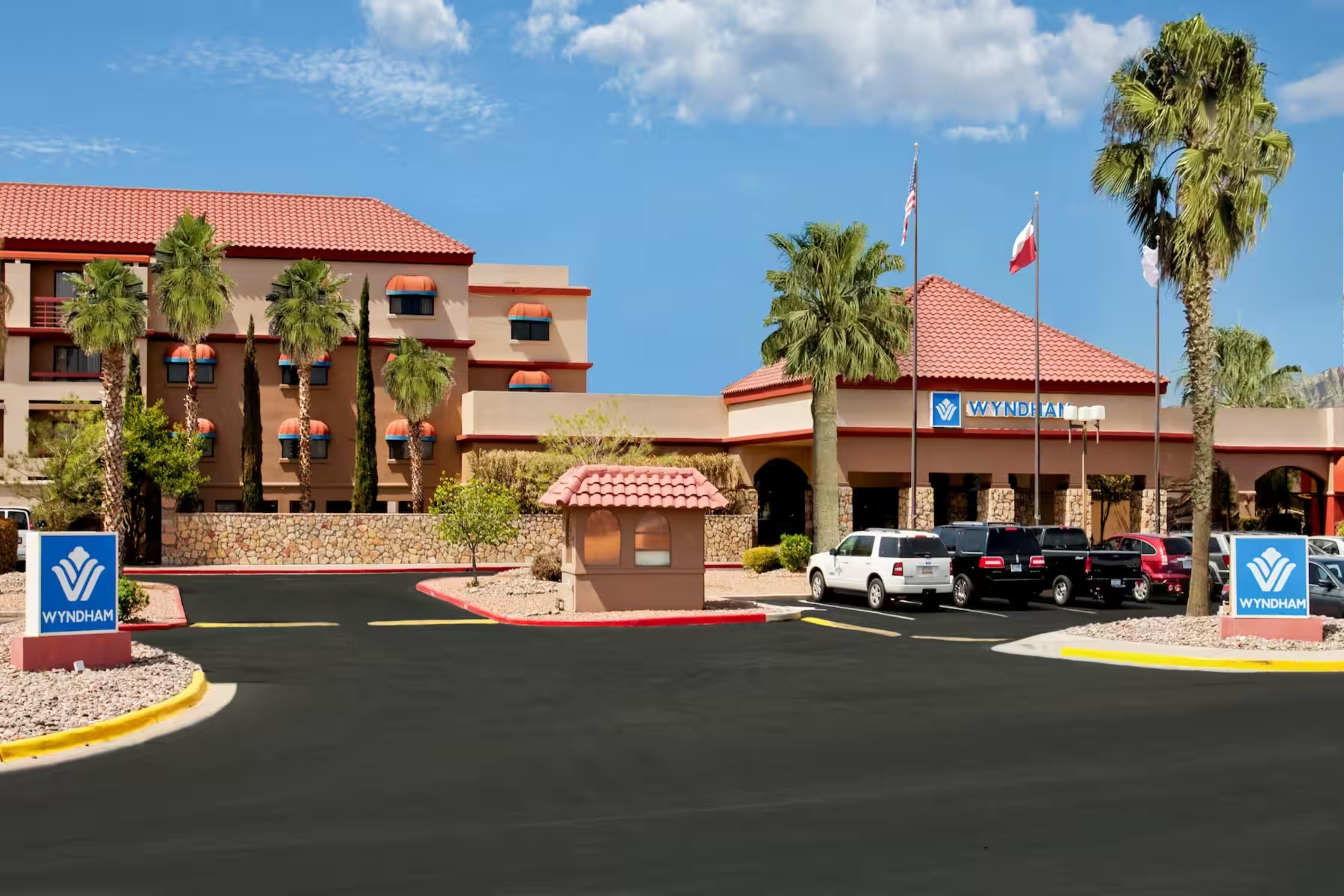 Wyndham El Paso Airport Hotel and Water Park