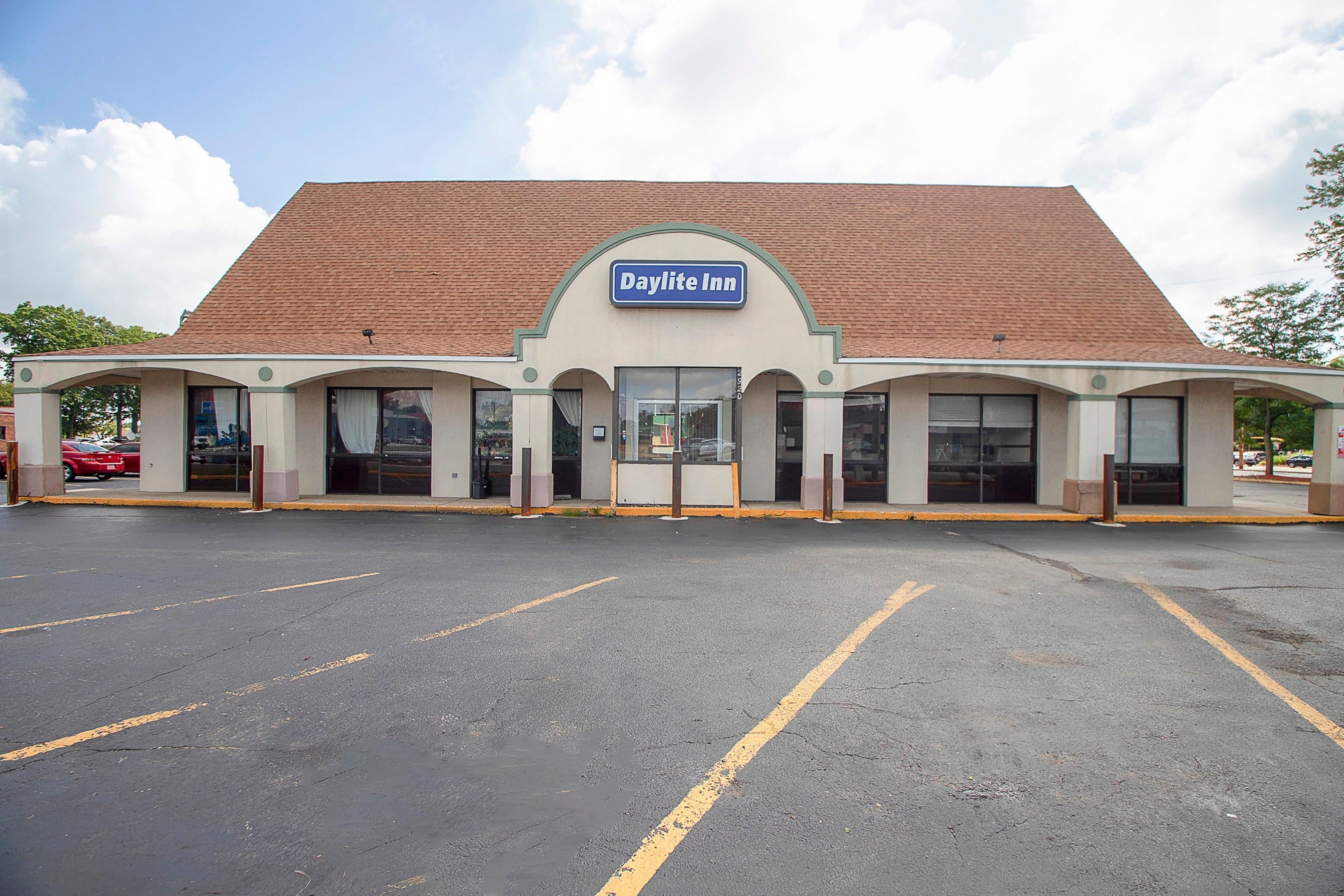 HOTEL O DAYLIGHT INN ELKHART