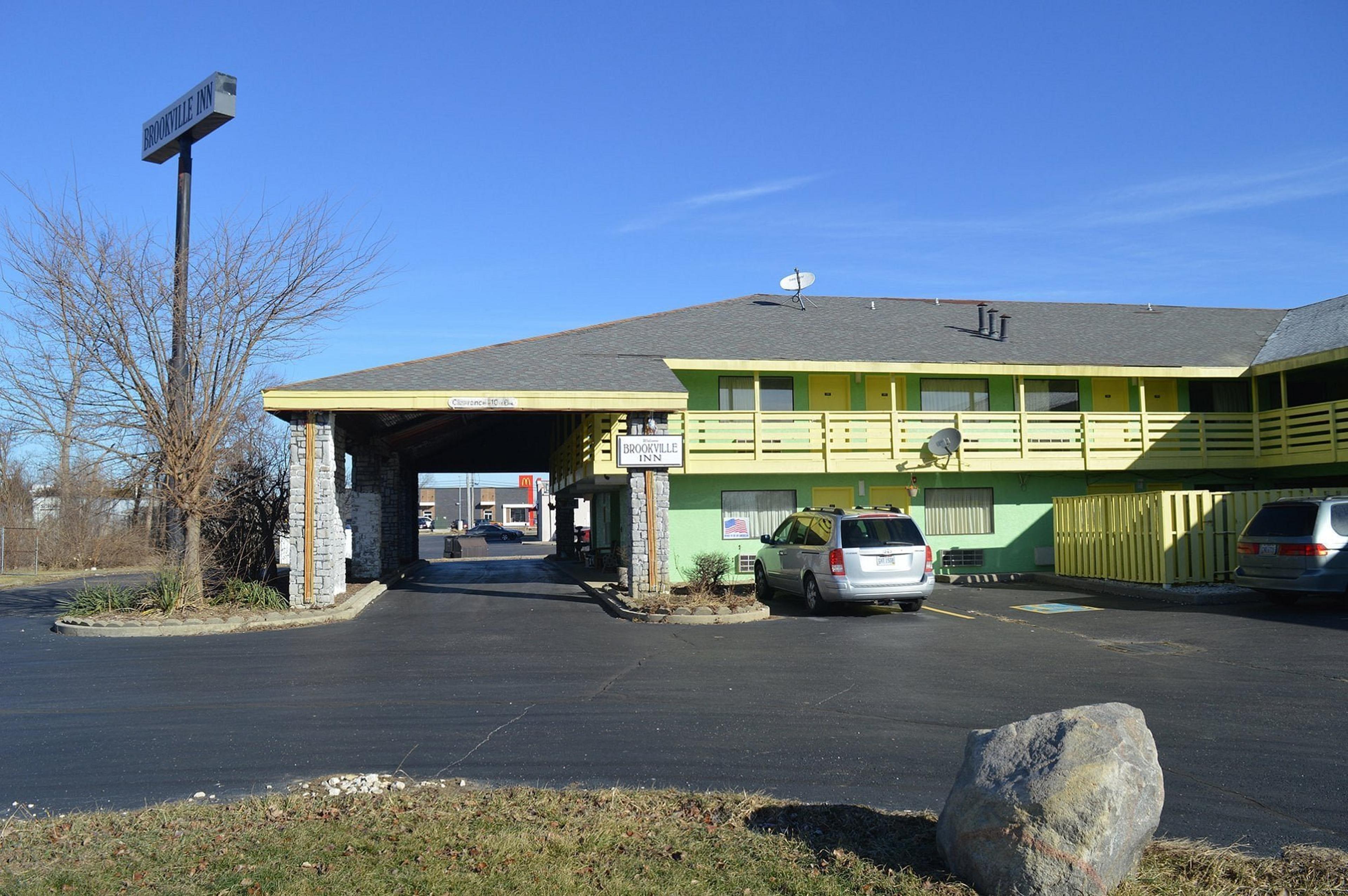 Brookville Inn By OYO Near DAY
