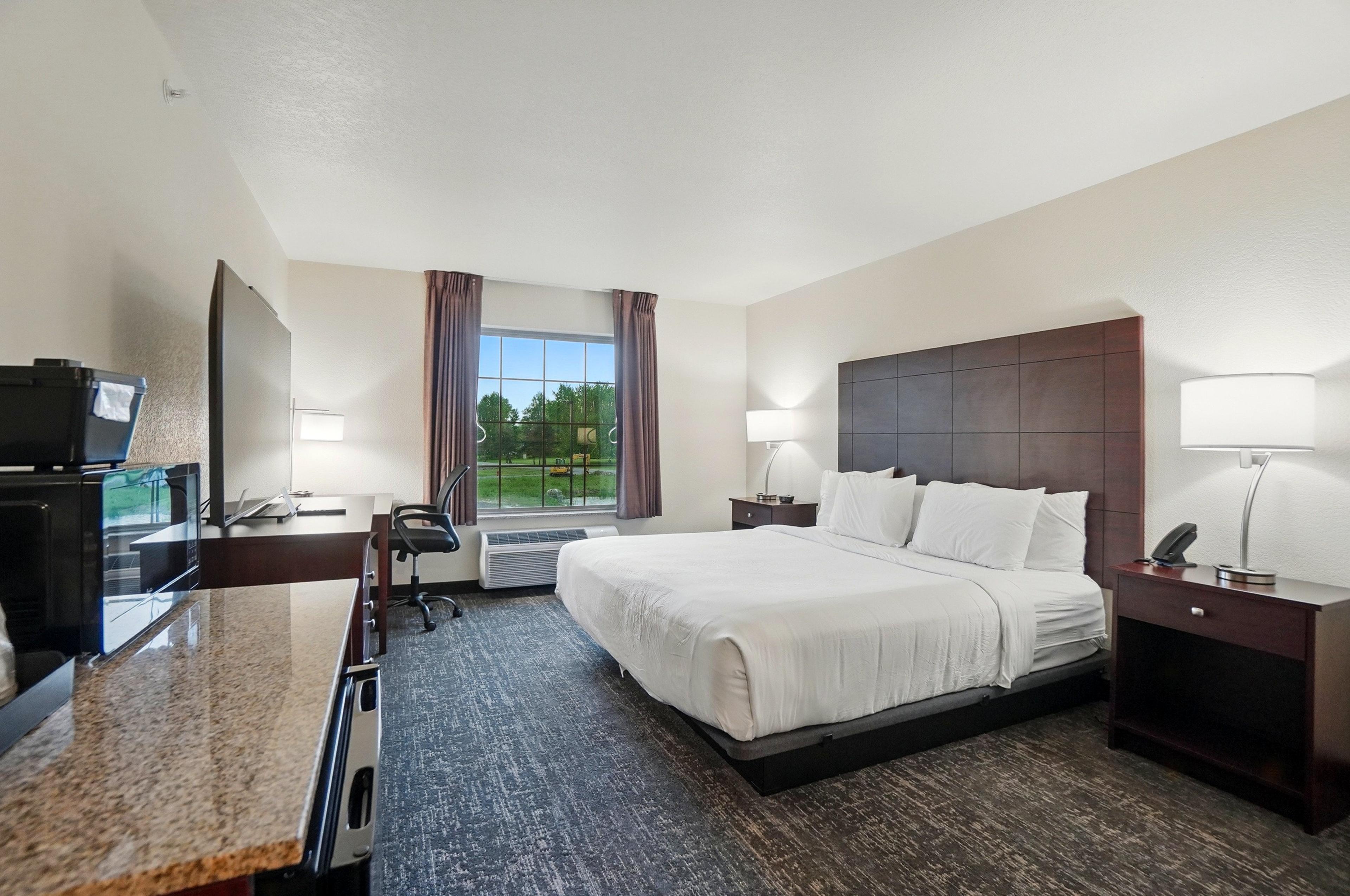 COBBLESTONE HOTEL AND SUITES