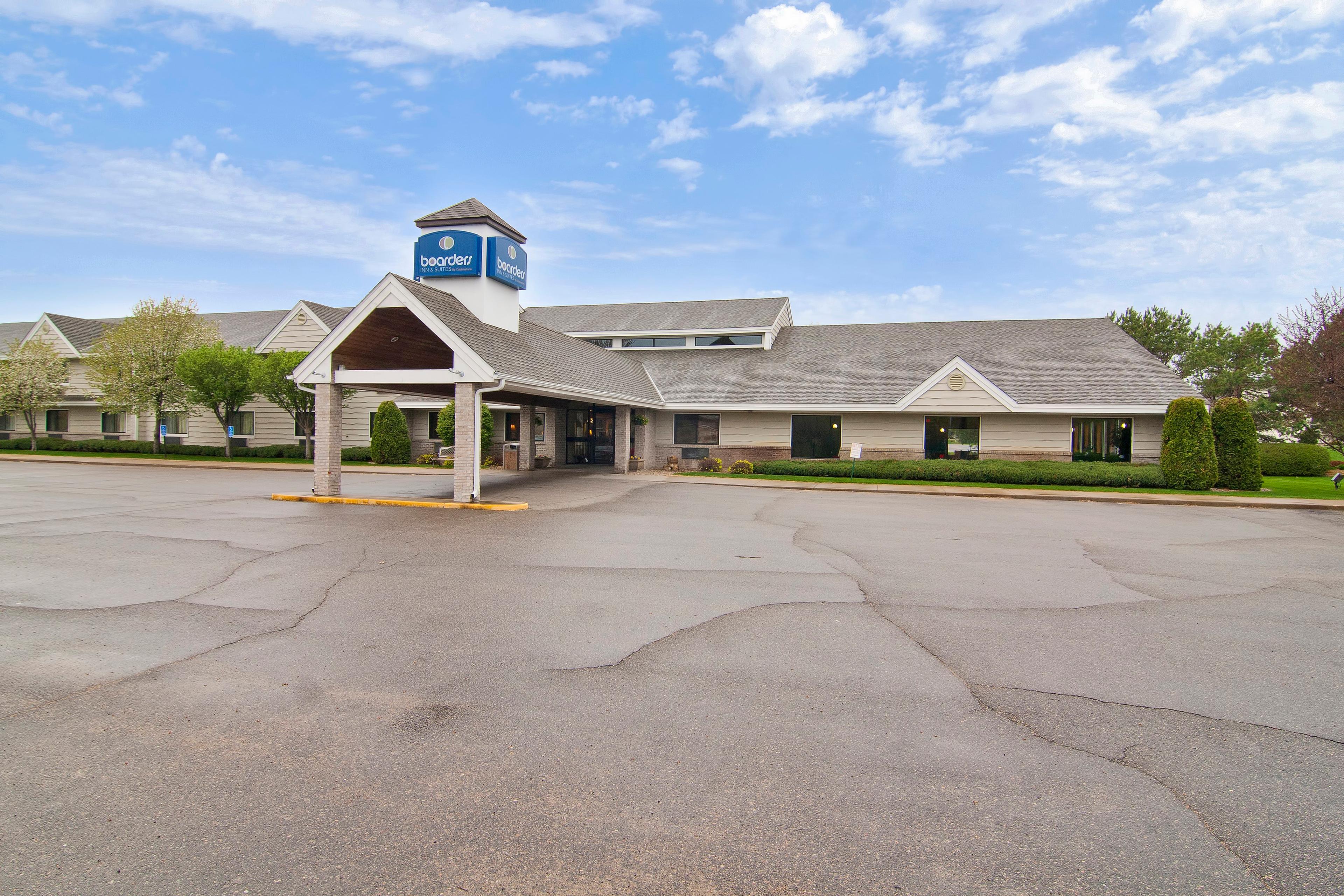 Boarders Inn Faribault