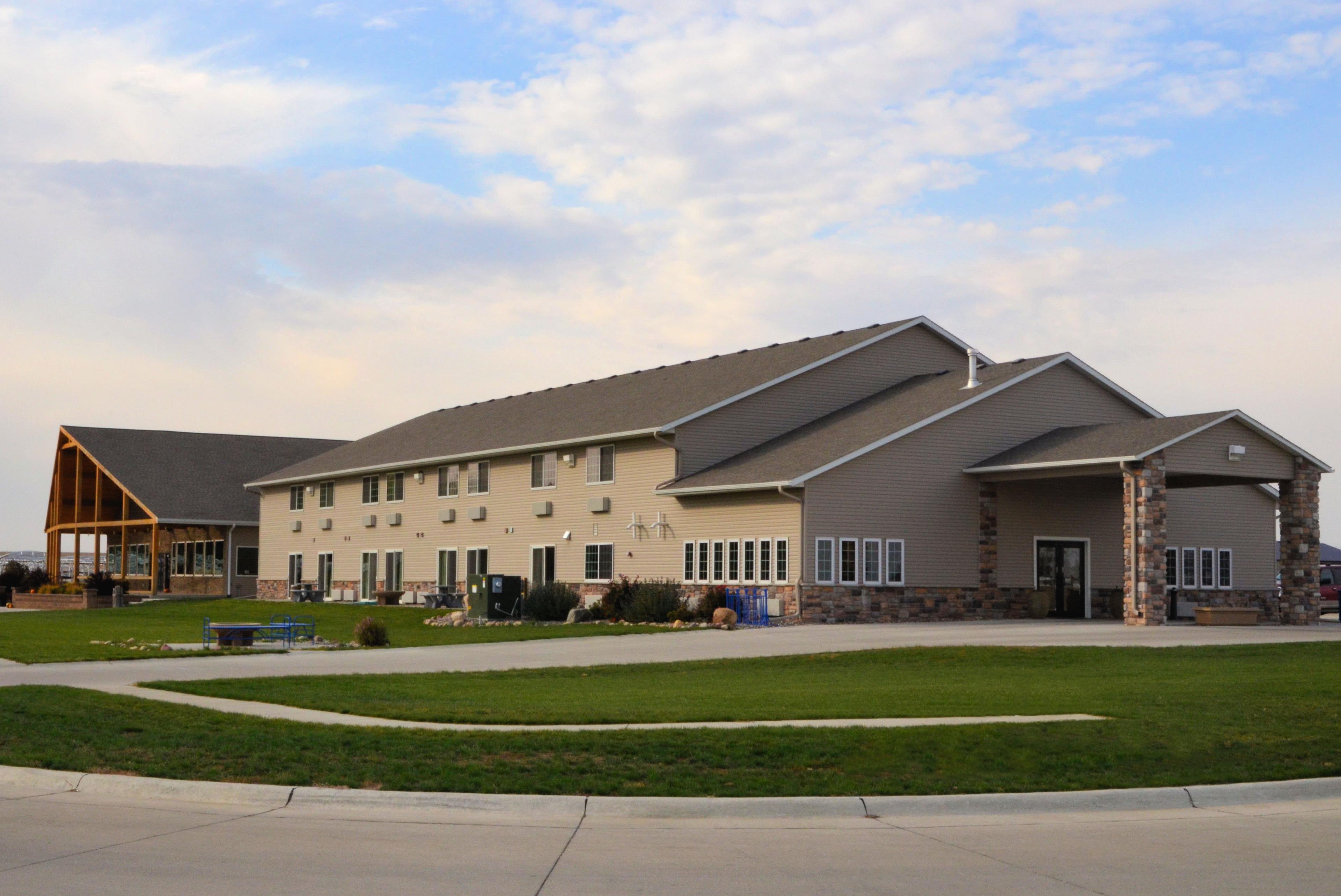 Cobblestone Inn Lake View