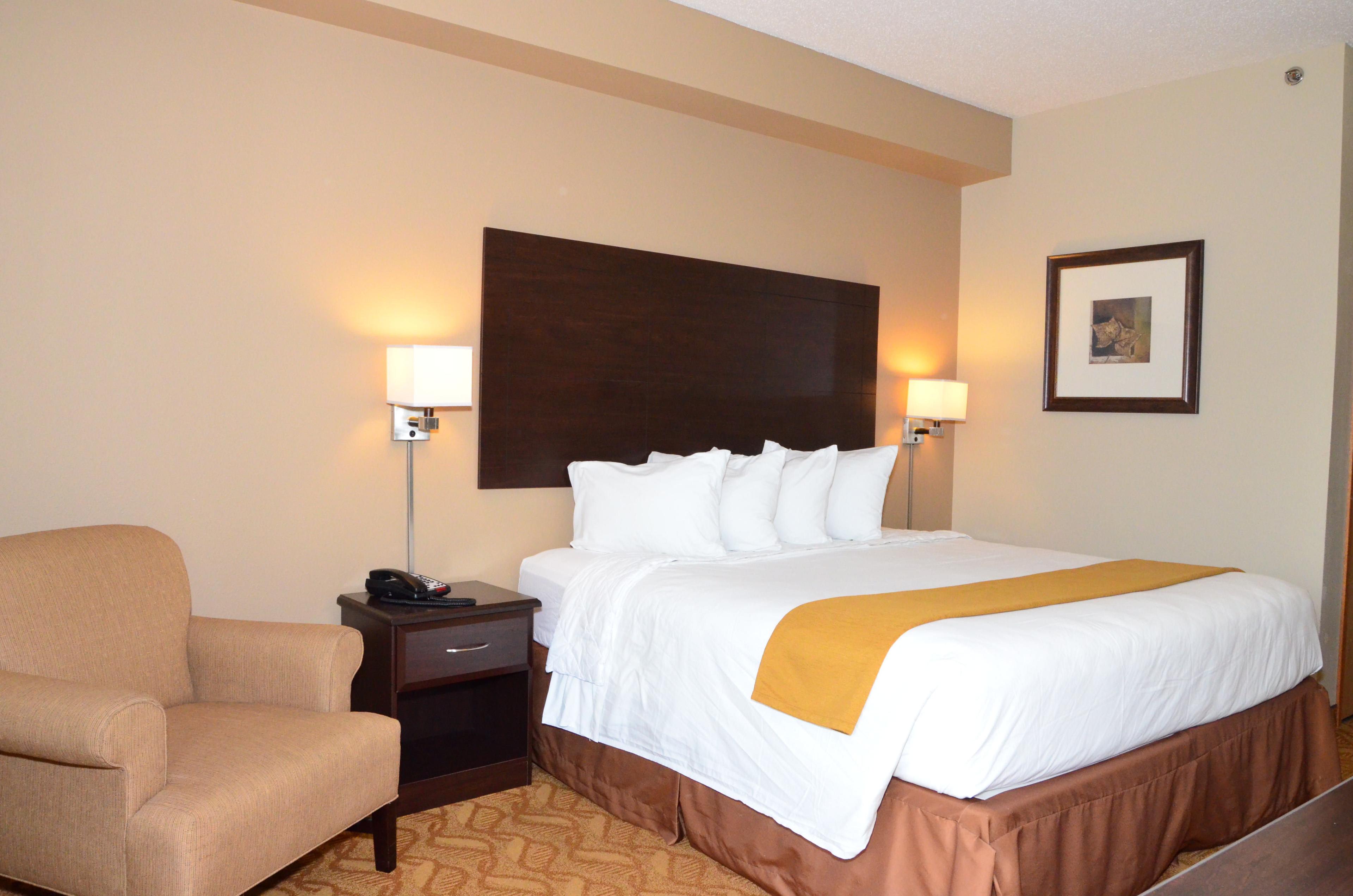 Cobblestone Inn Lake View