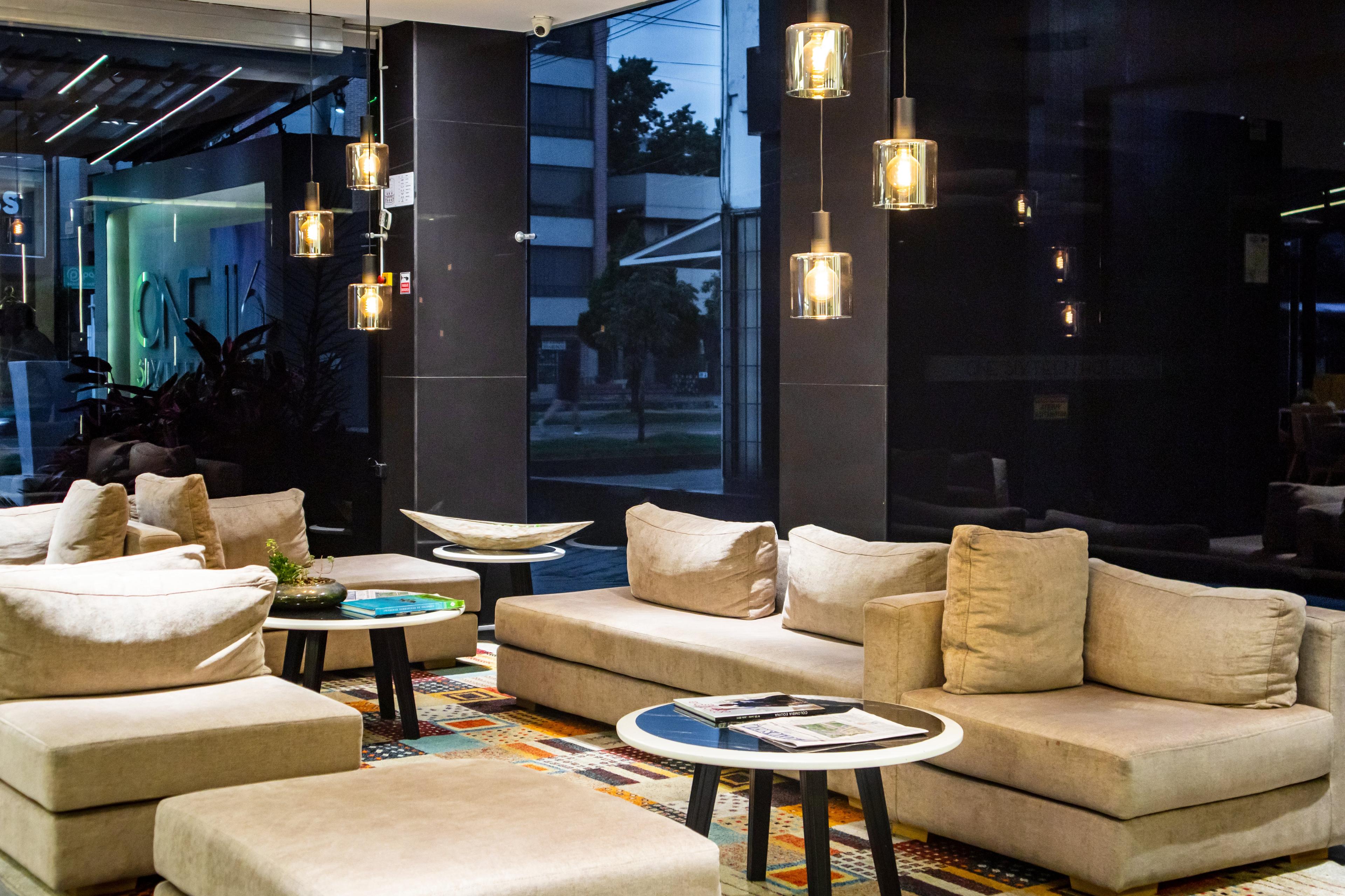 ONE SIXTEEN HOTEL