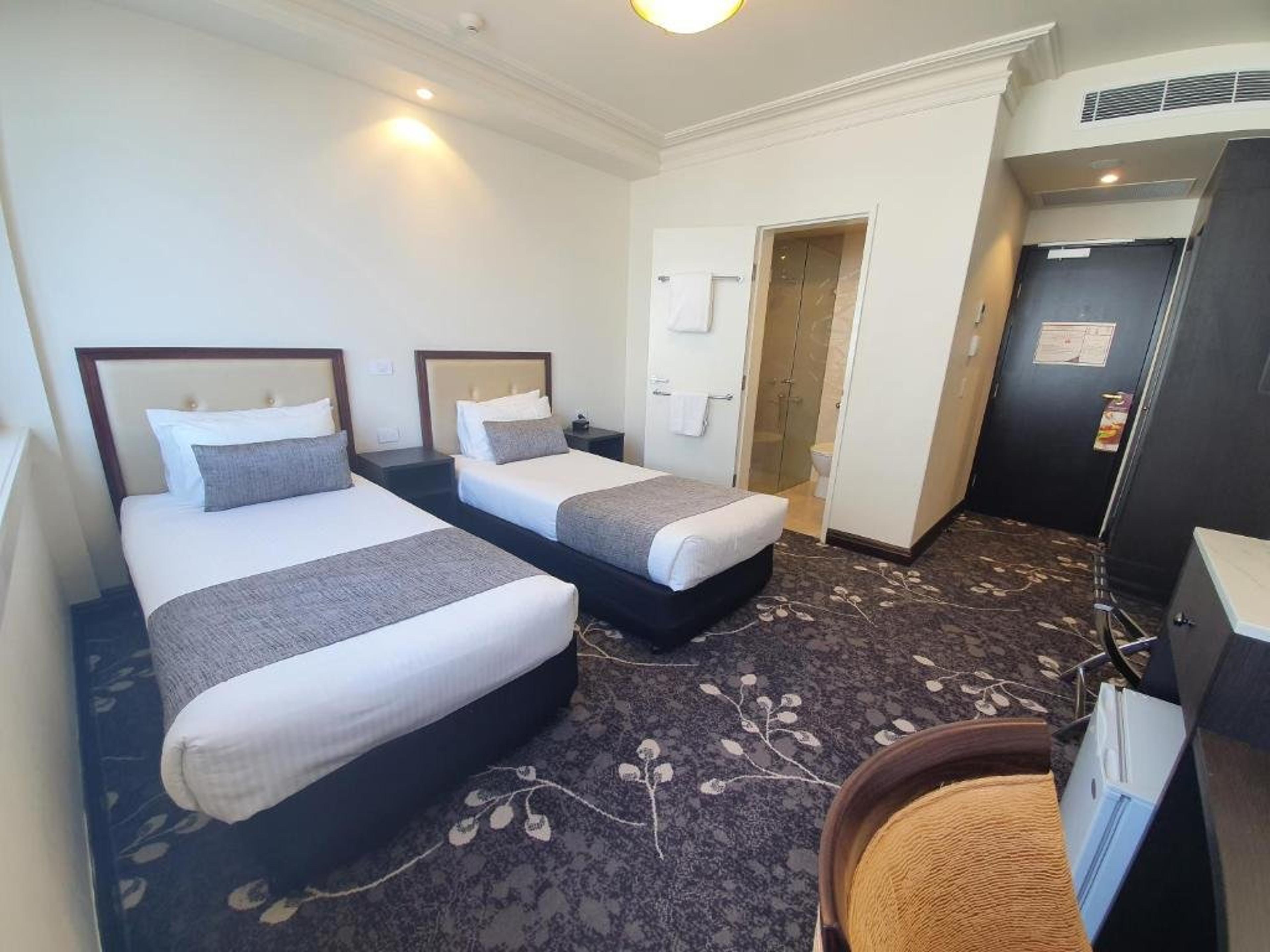 Burke and Wills Hotel - Toowoo