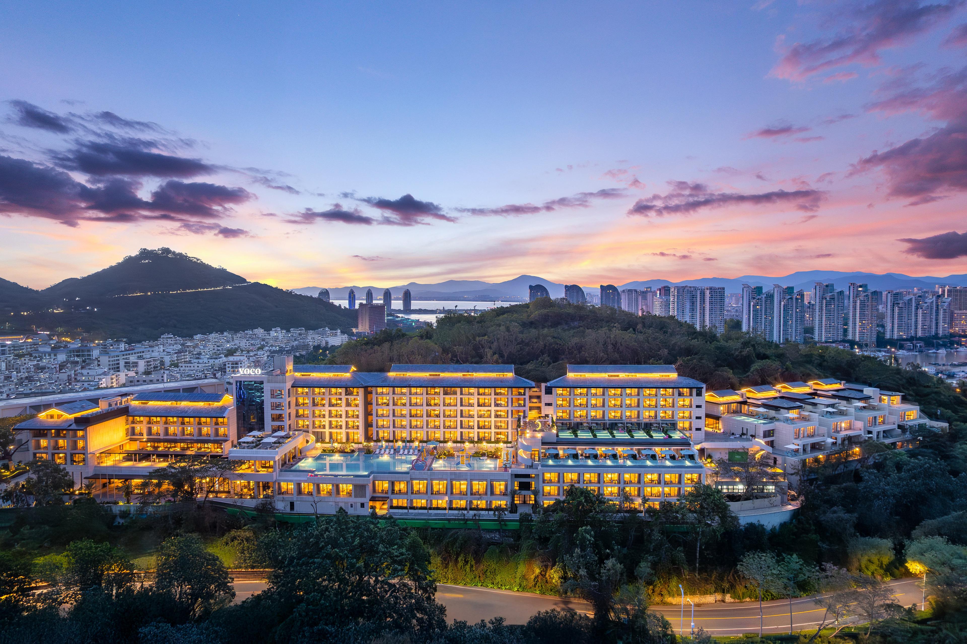 voco Sanya Dadonghai, an IHG Hotel