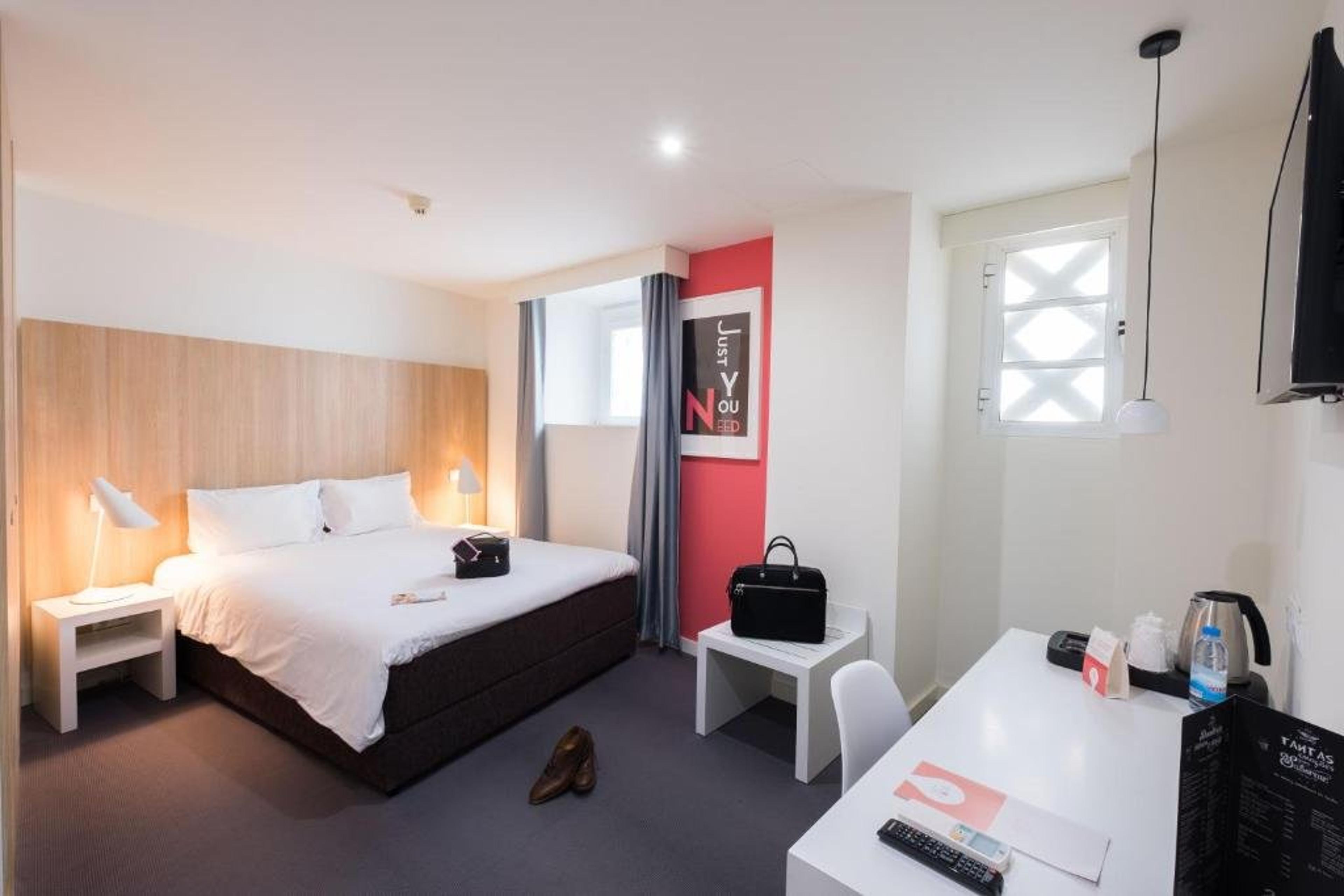 STAY HOTEL EVORA CENTRO