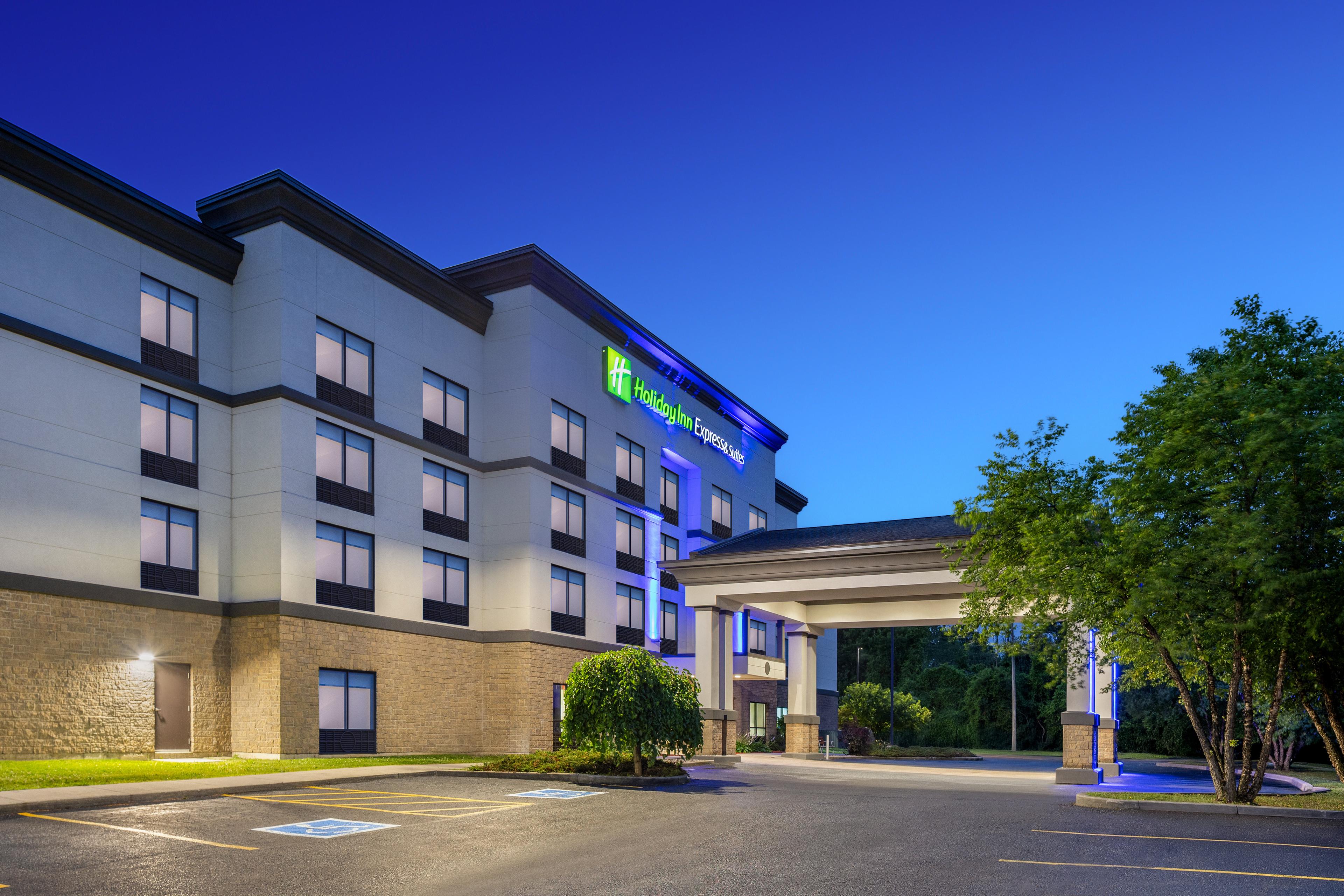 Holiday Inn Express & Suites Brockville by IHG