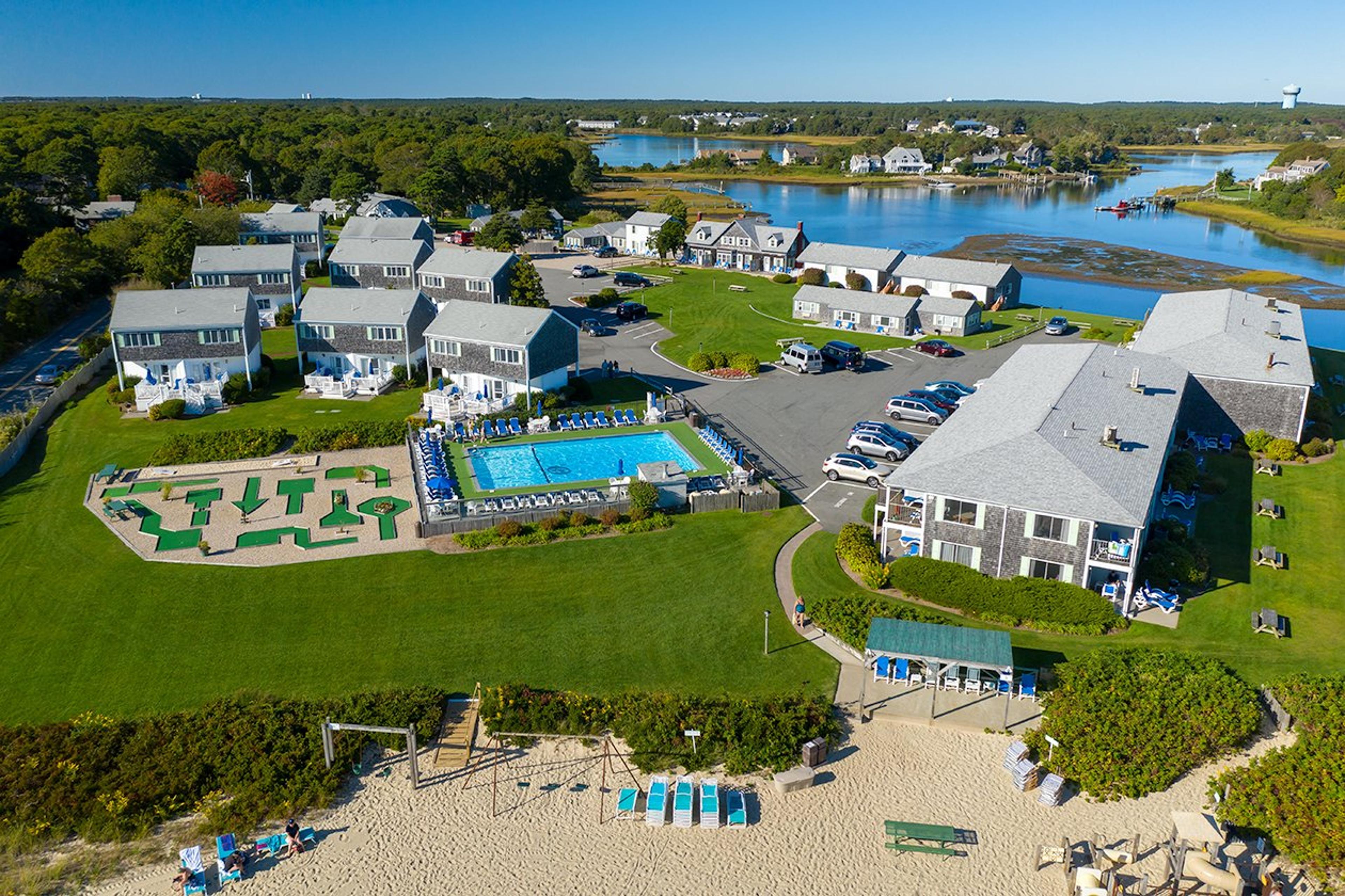 GREEN HARBOR RESORT