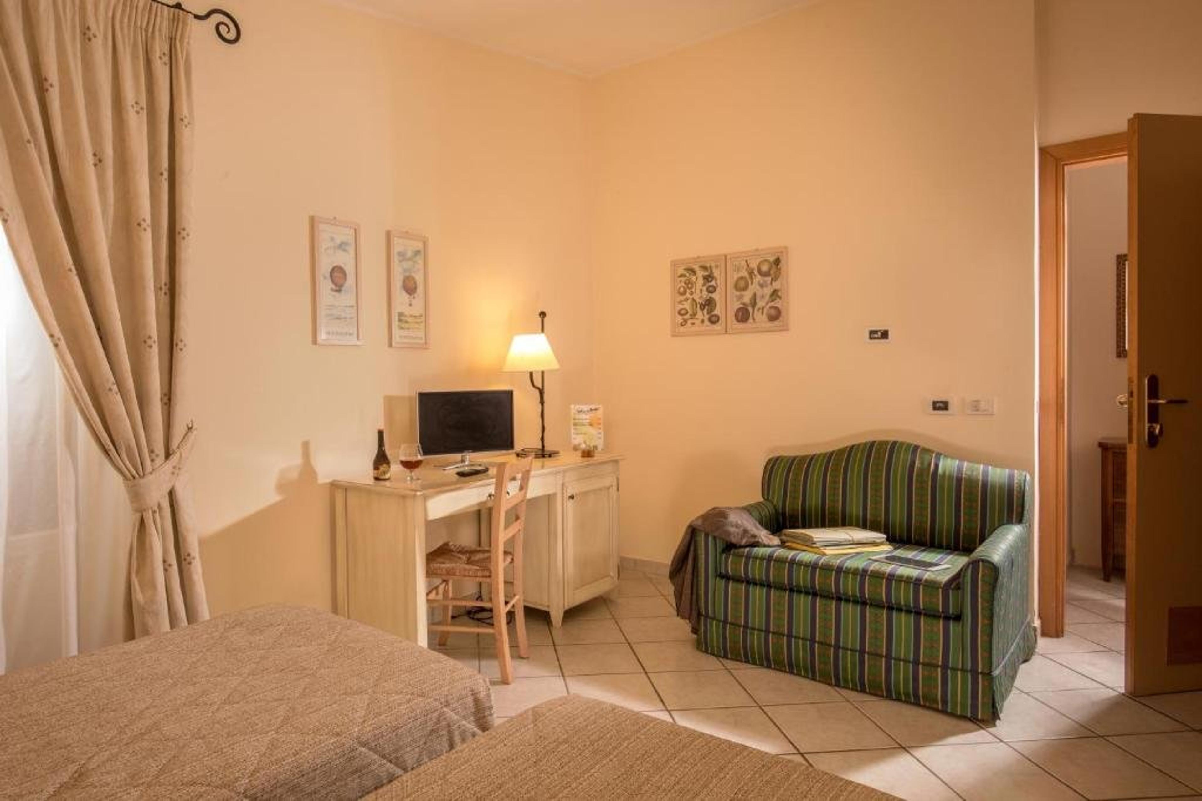 HOTEL SELVA CANDIDA