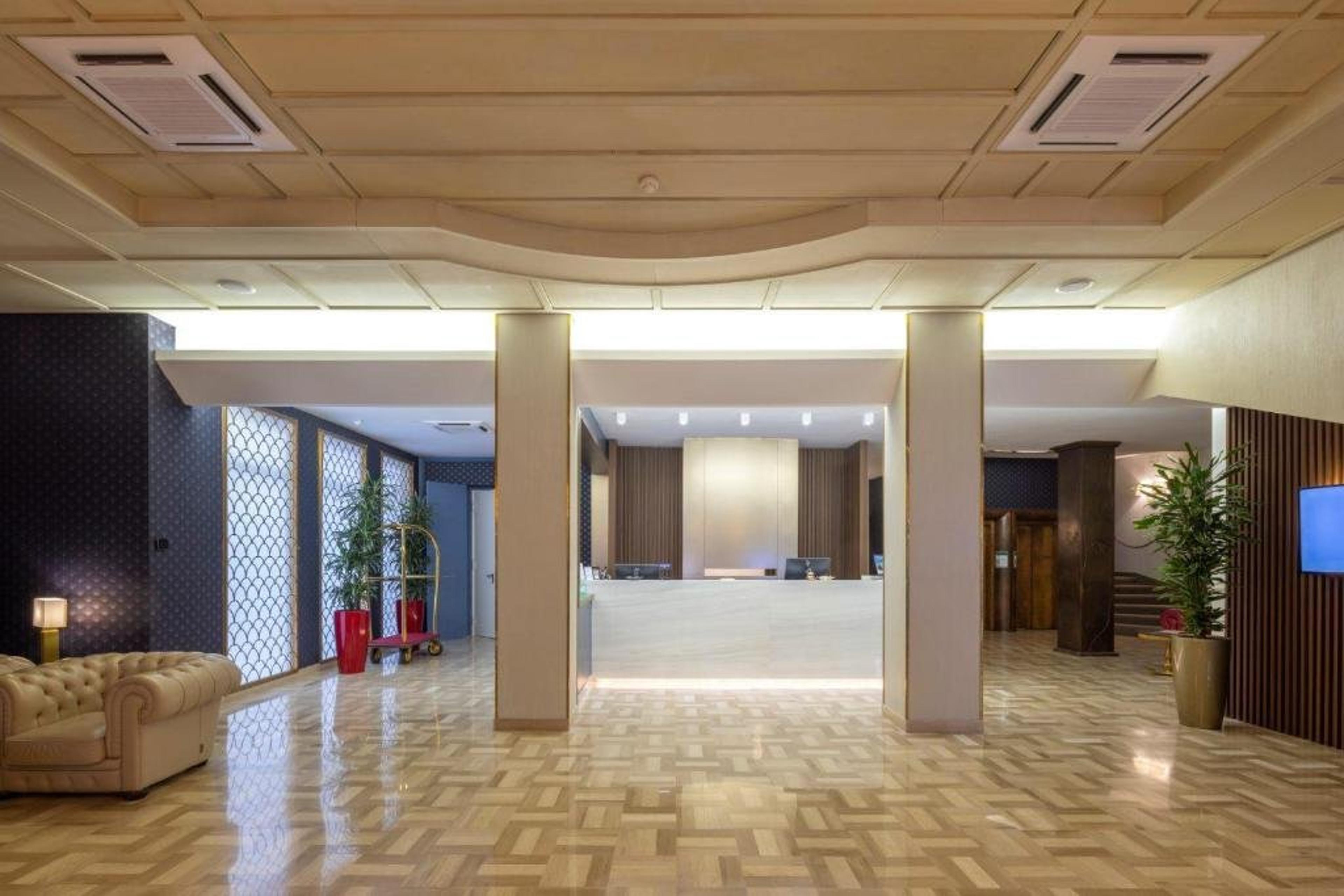 Hotel Photo 2