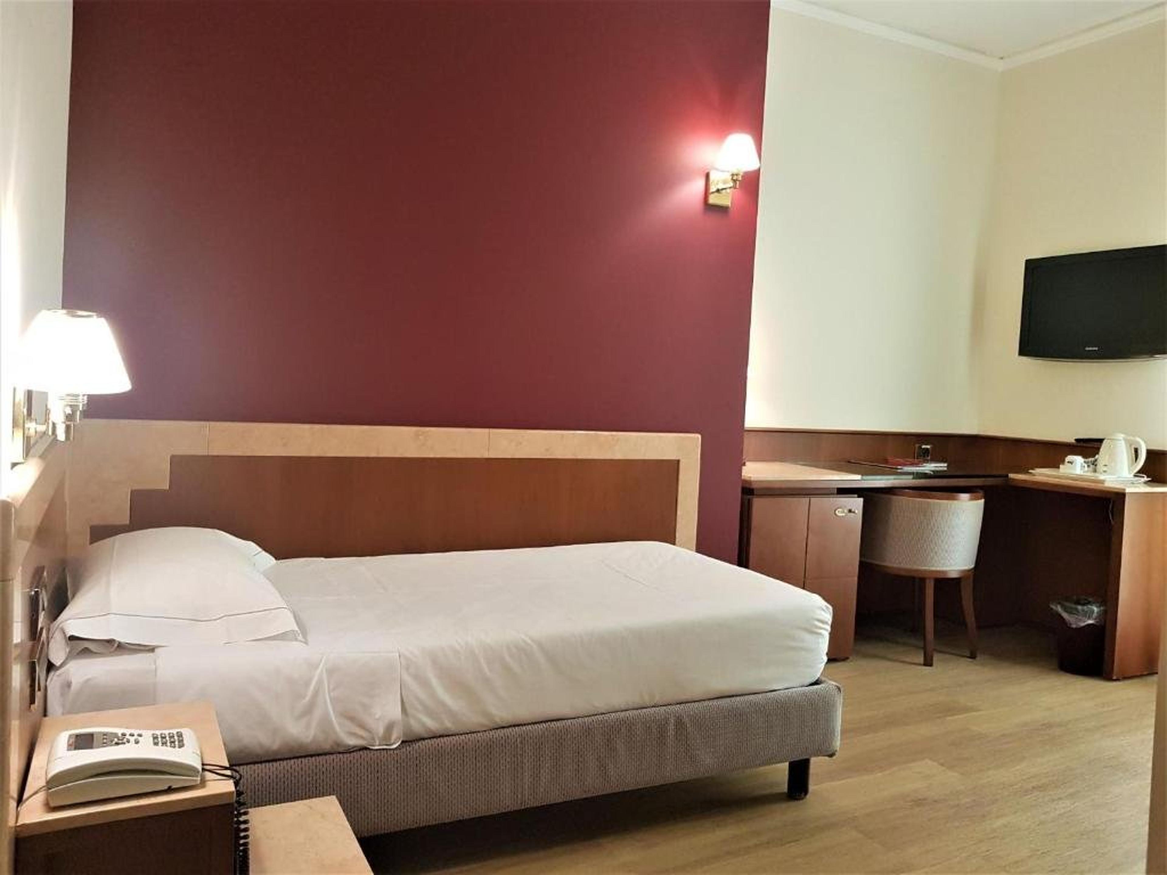 HOTEL ASTRA FERRARA