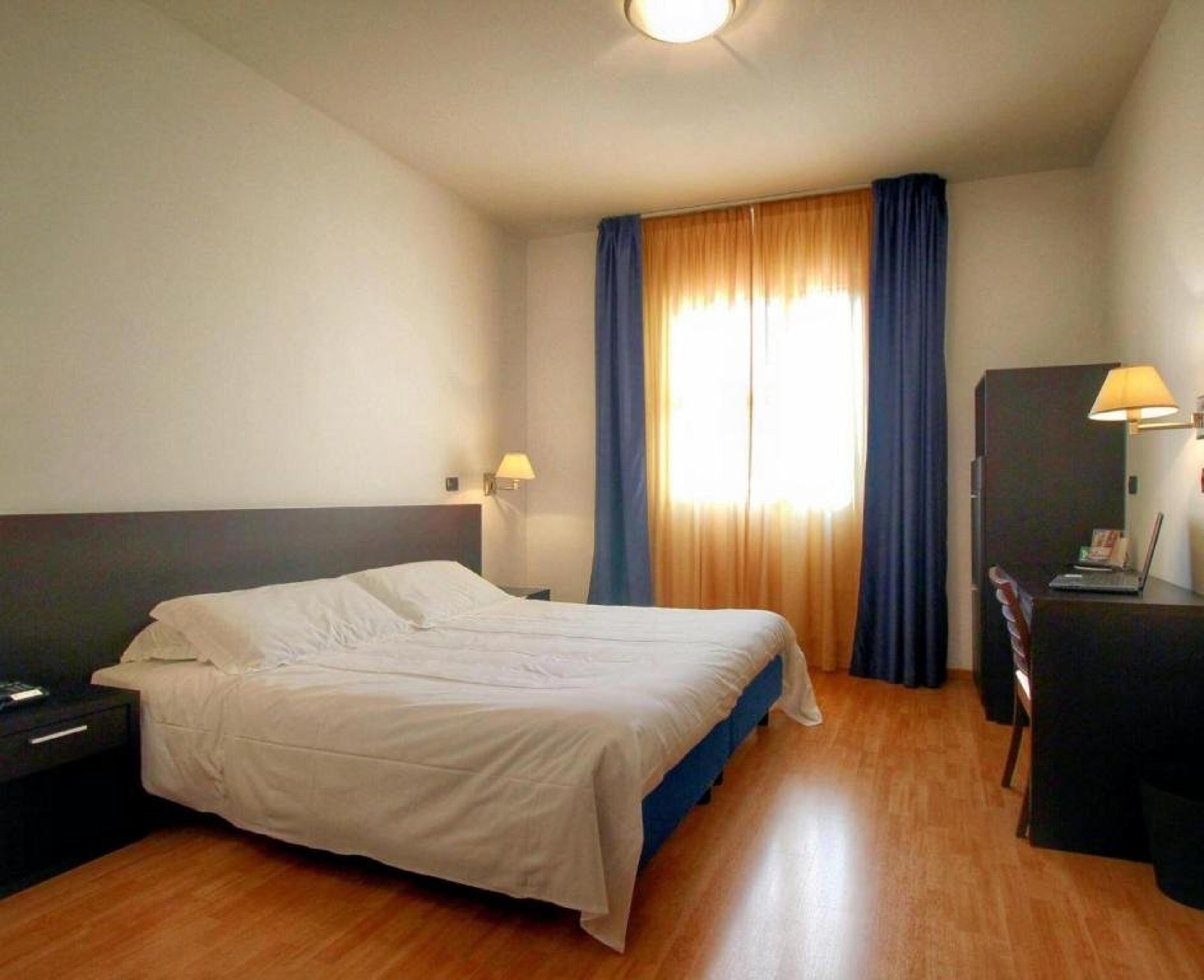 HOTEL MAJESTY BARI
