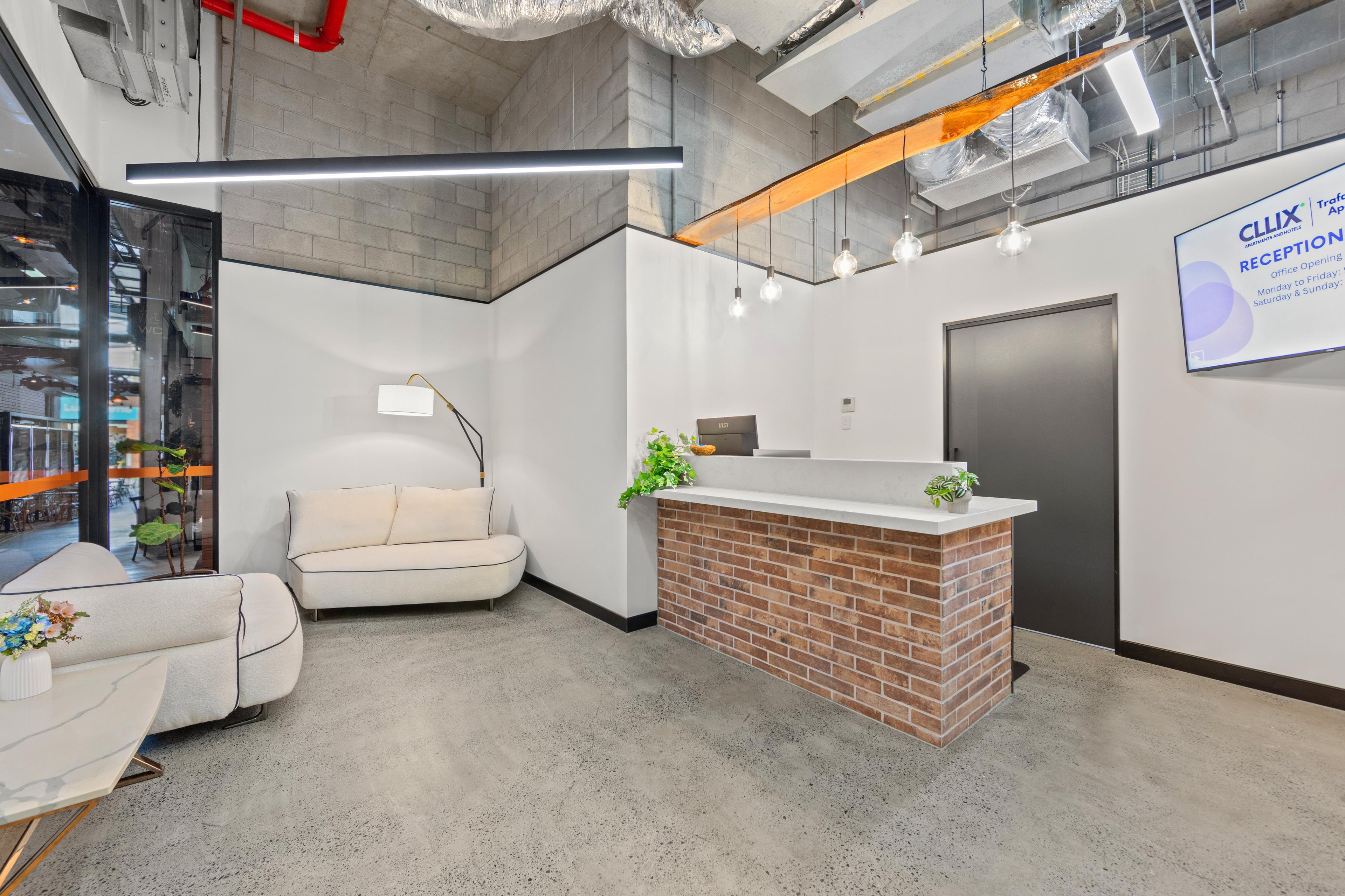 TRAFALGAR LANE APARTMENTS BY C