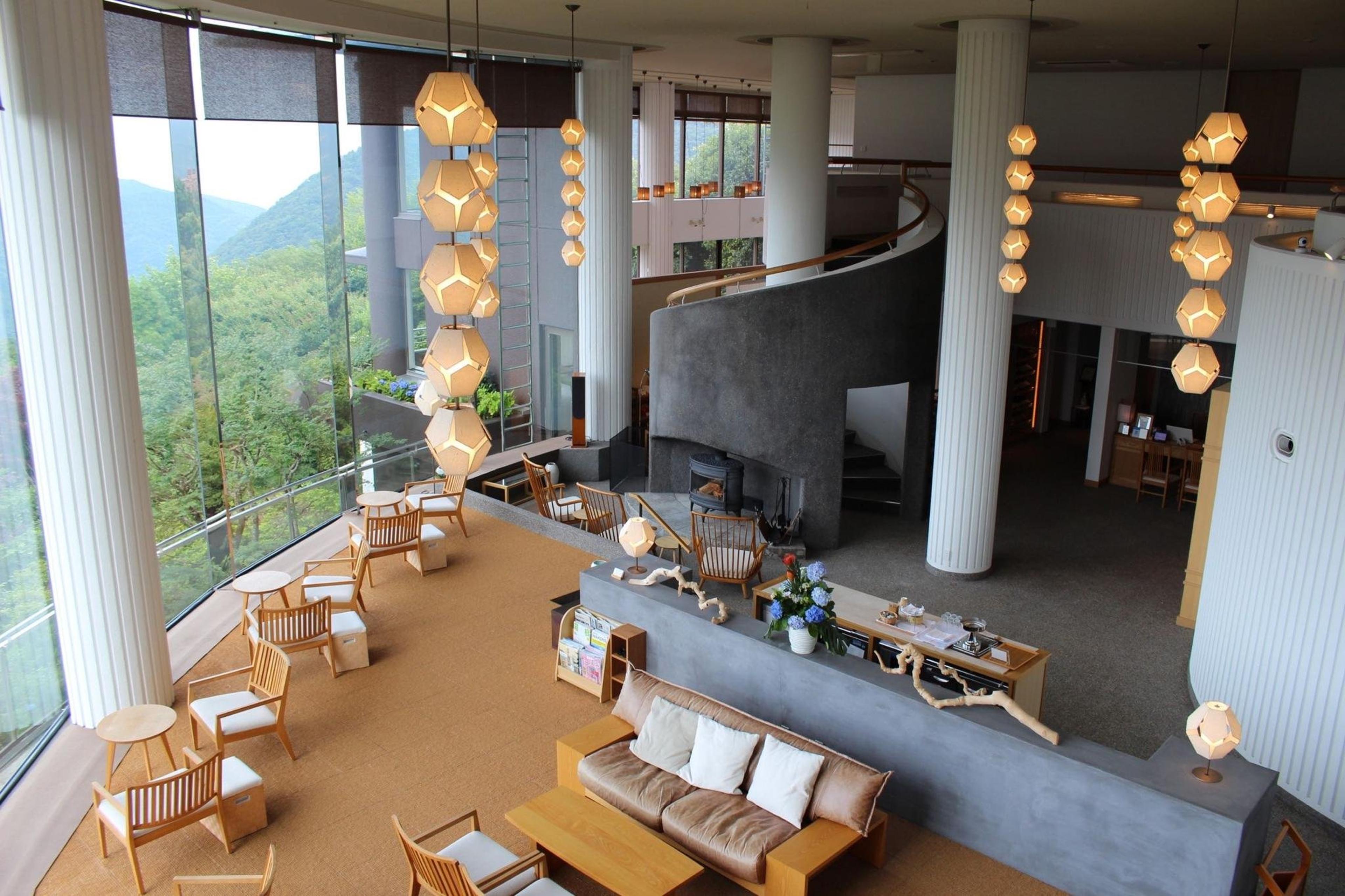 HAKONE GORA BYAKUDAN