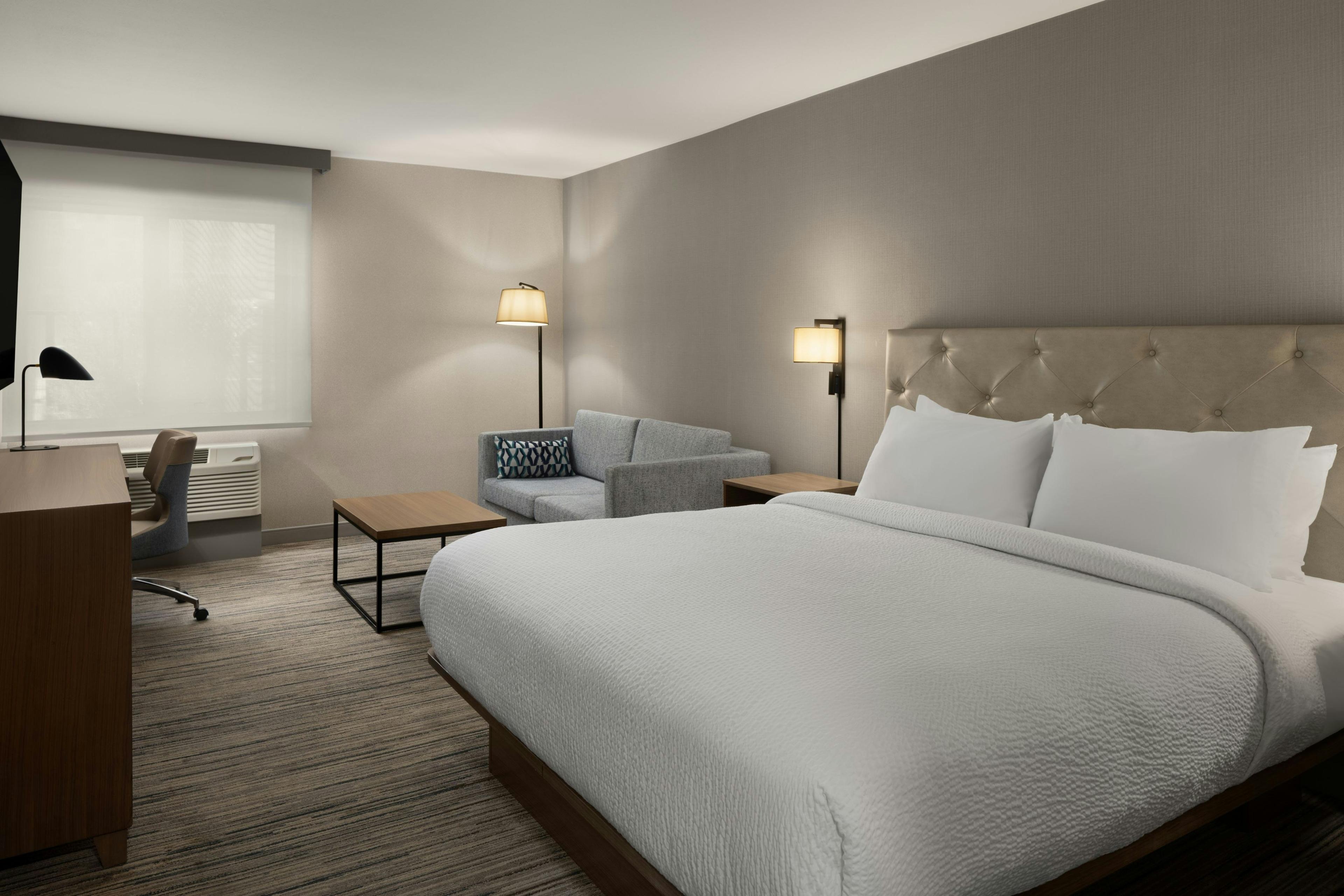 Four Points by Sheraton Downtown Seattle Center