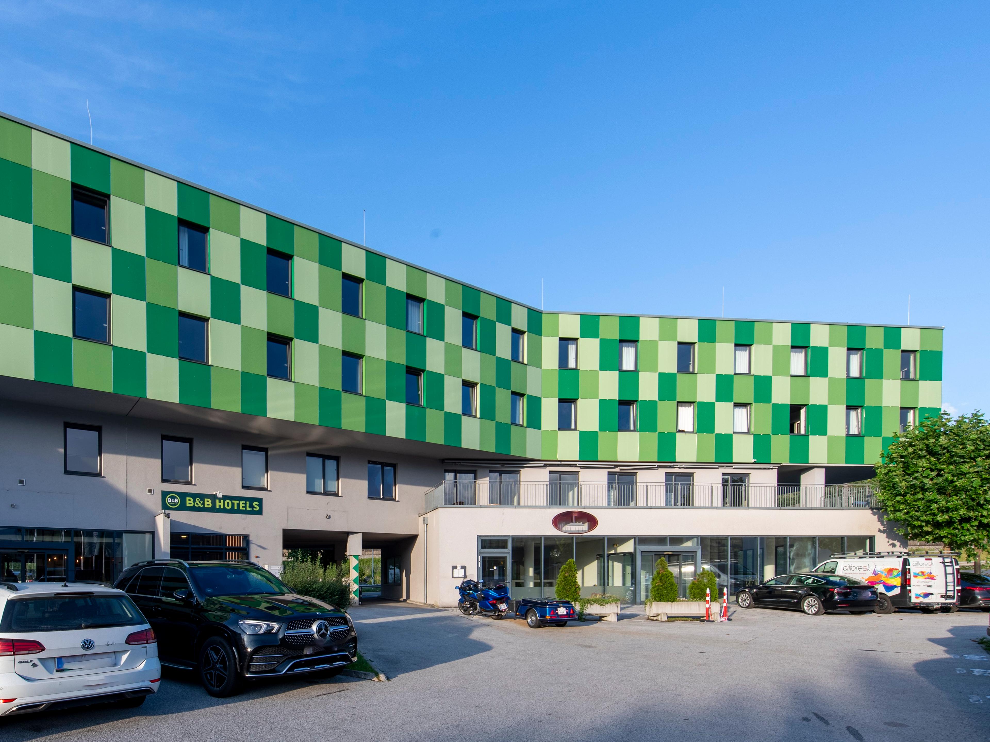 Hotel Photo 1