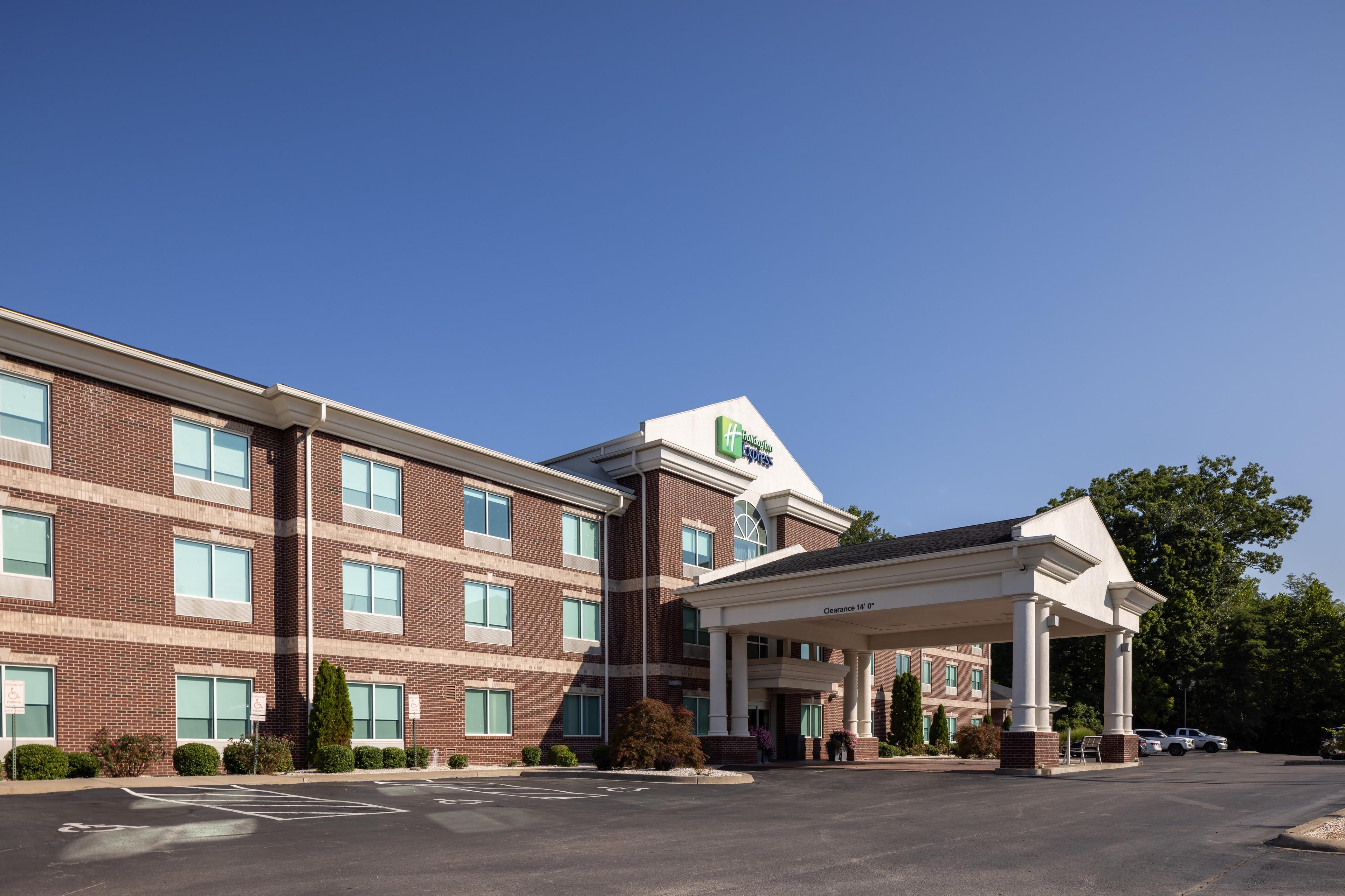 HOLIDAY INN EXP STES CARROLLTO BY I