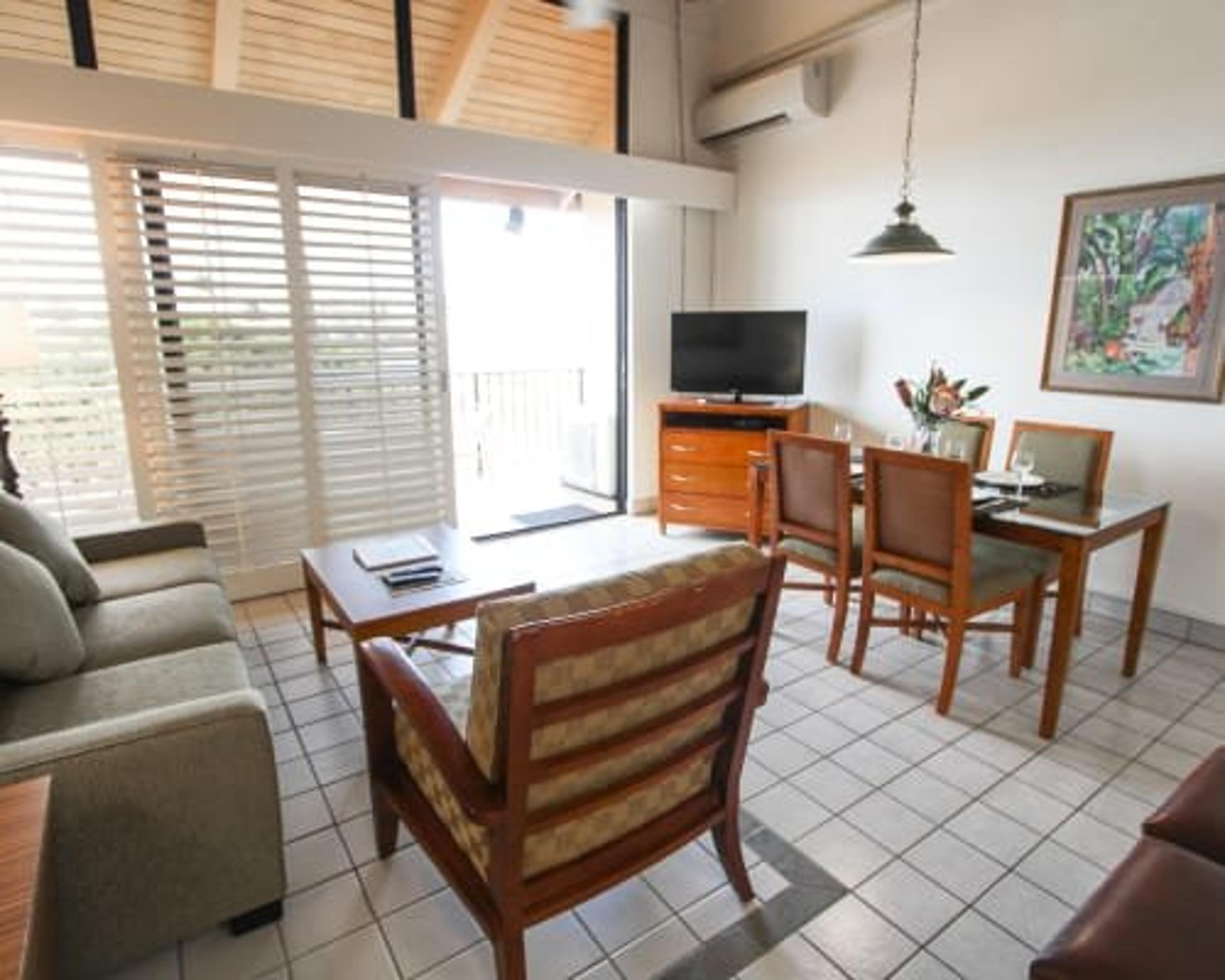 MAUI SCHOONER RESORT