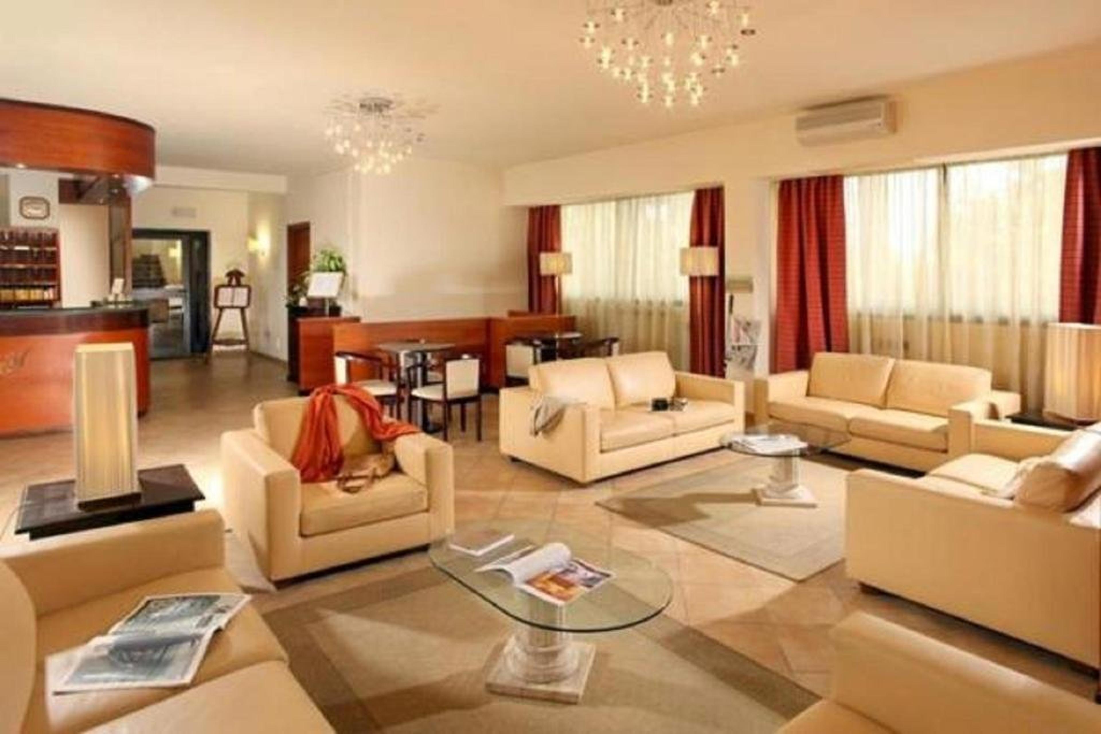 HOTEL CASSIA
