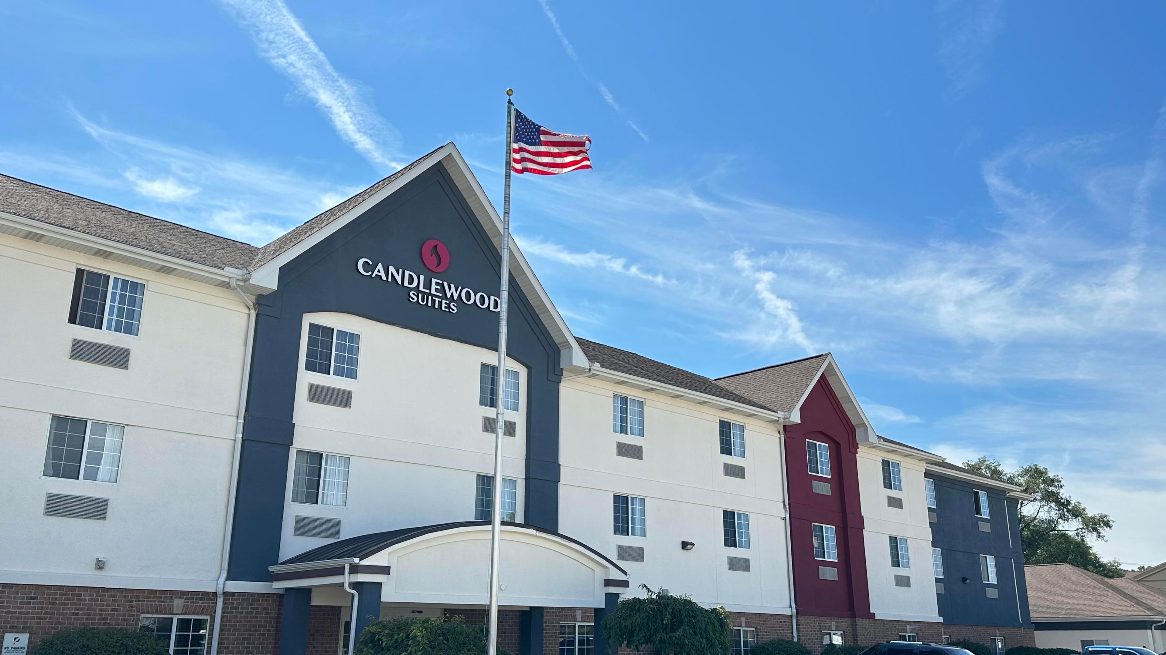 CANDLEWOOD SUITES AIRPORT BY IHG