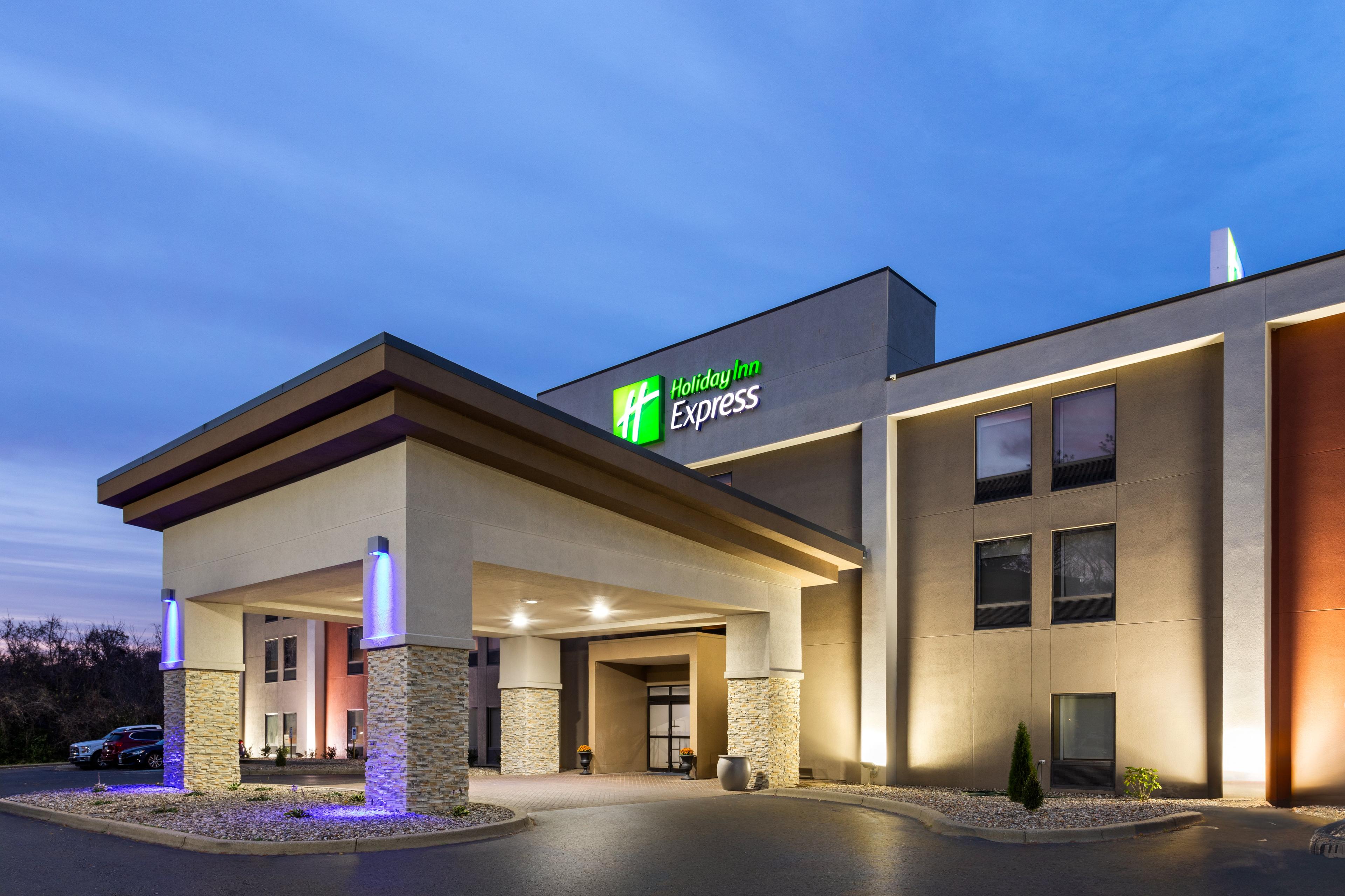 HOLIDAY INN EXP NEW ALBANY BY IHG