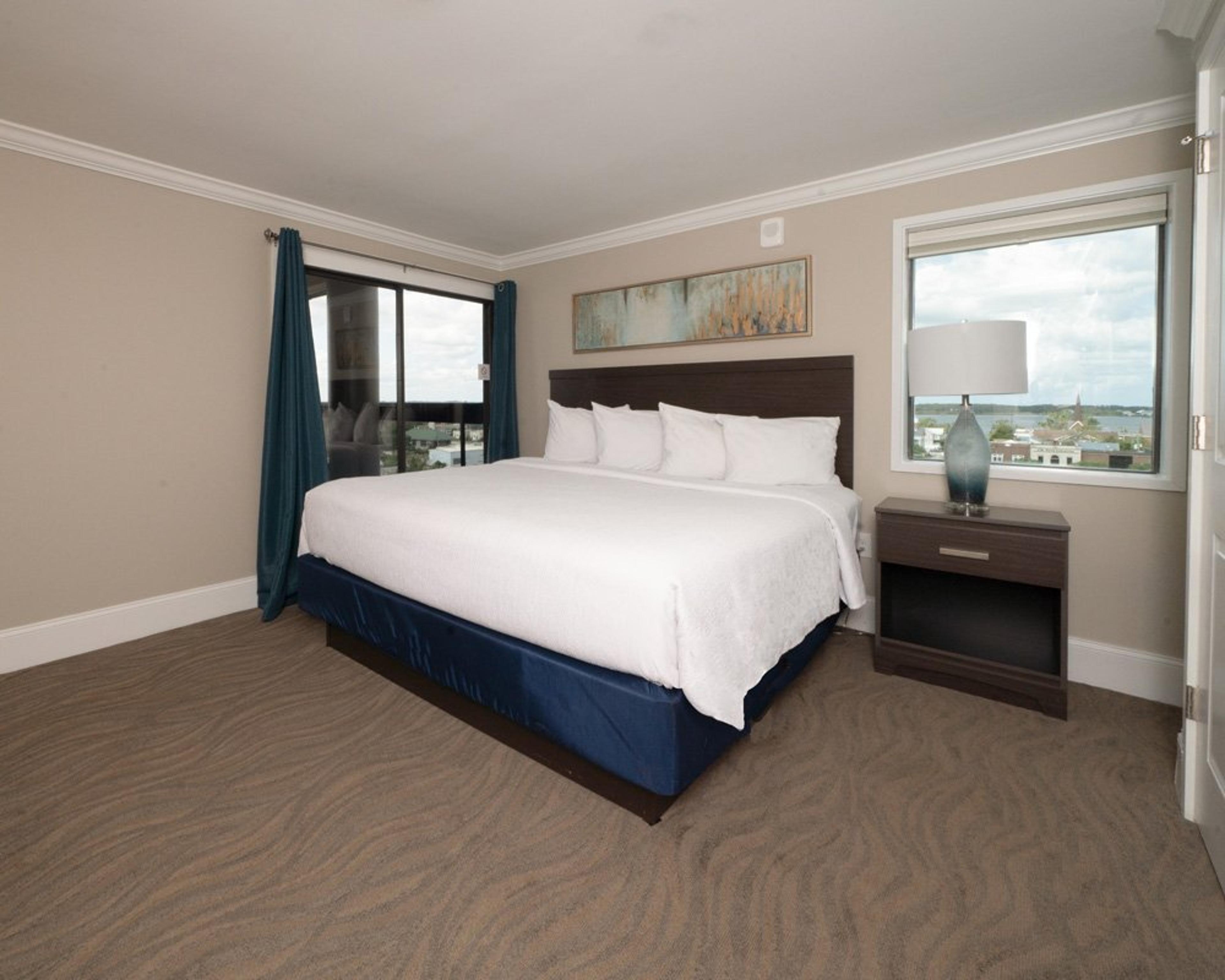 BASK HOTEL BIG ROCK LANDING TRADEMA