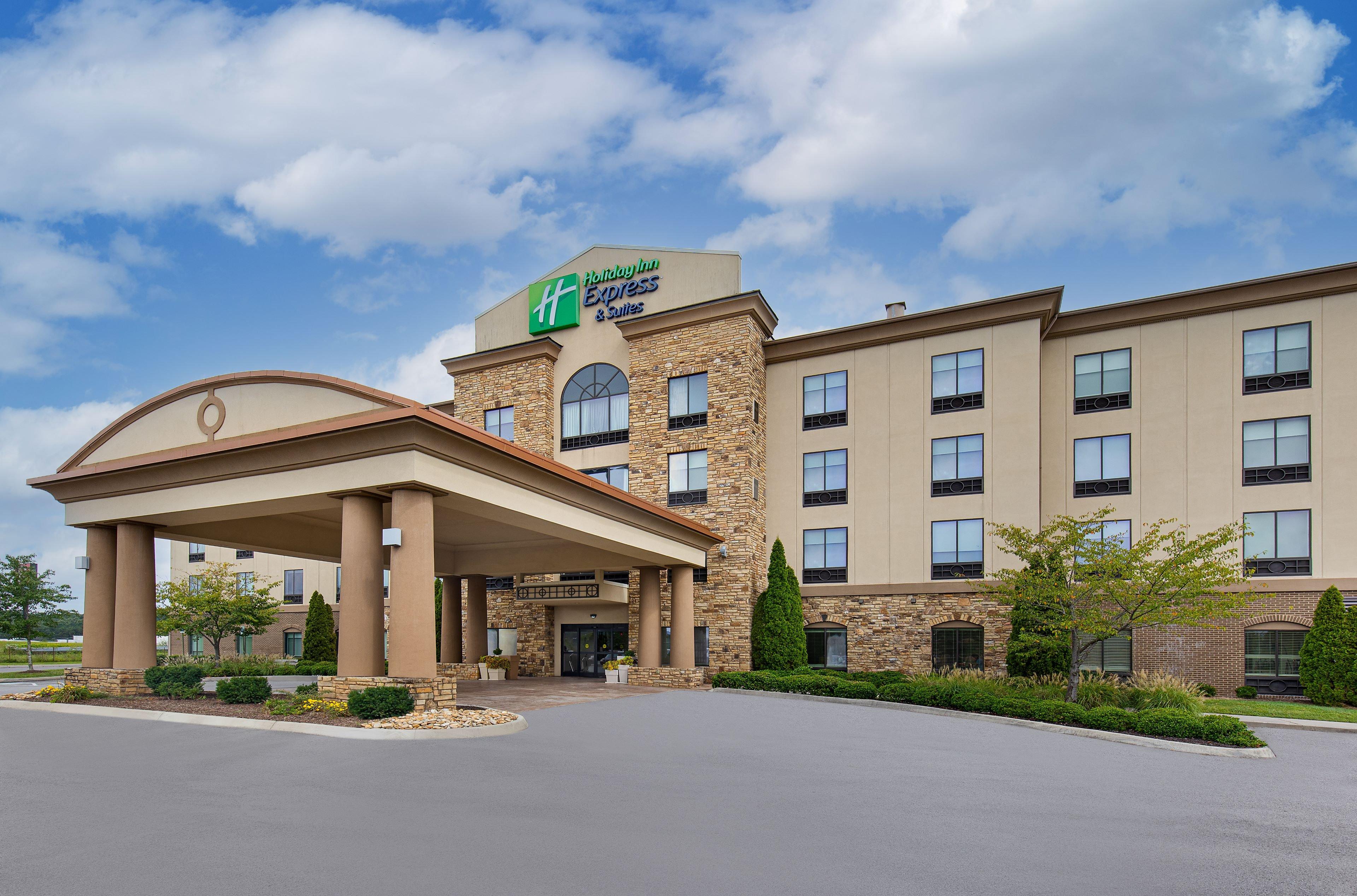 HOLIDAY INN EXP STES CLEVELAND BY I