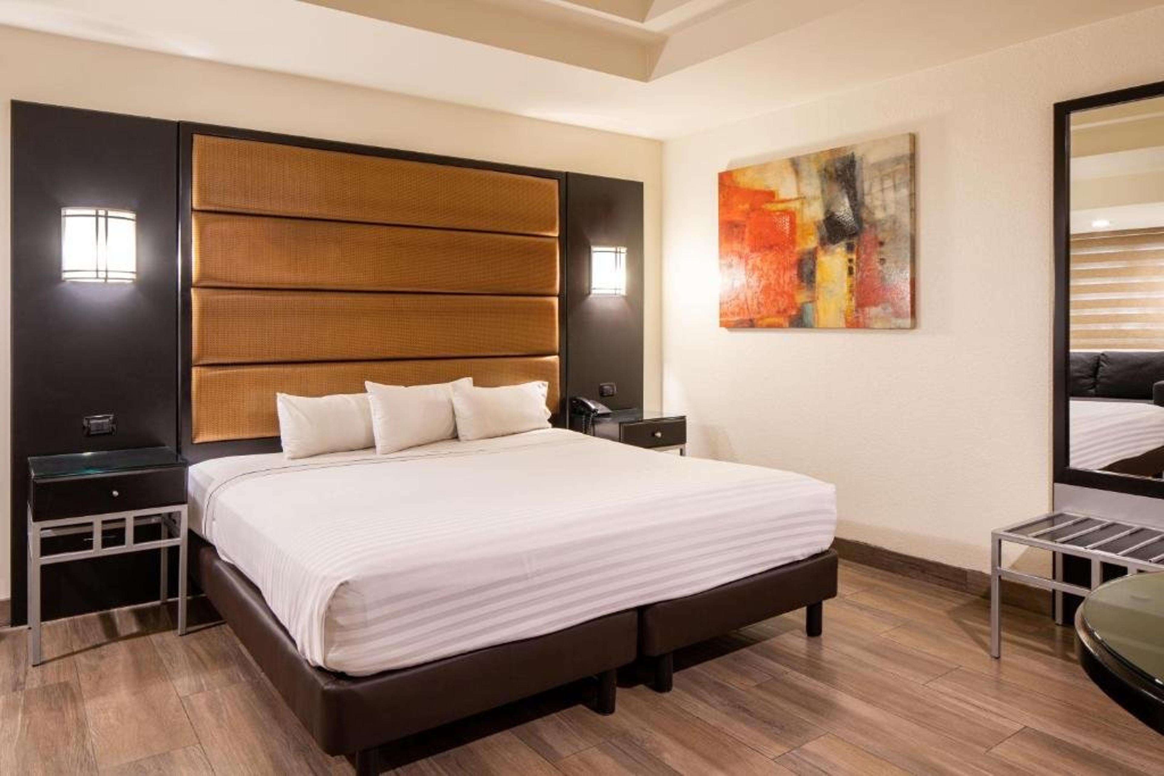 HOTEL ASTOR
