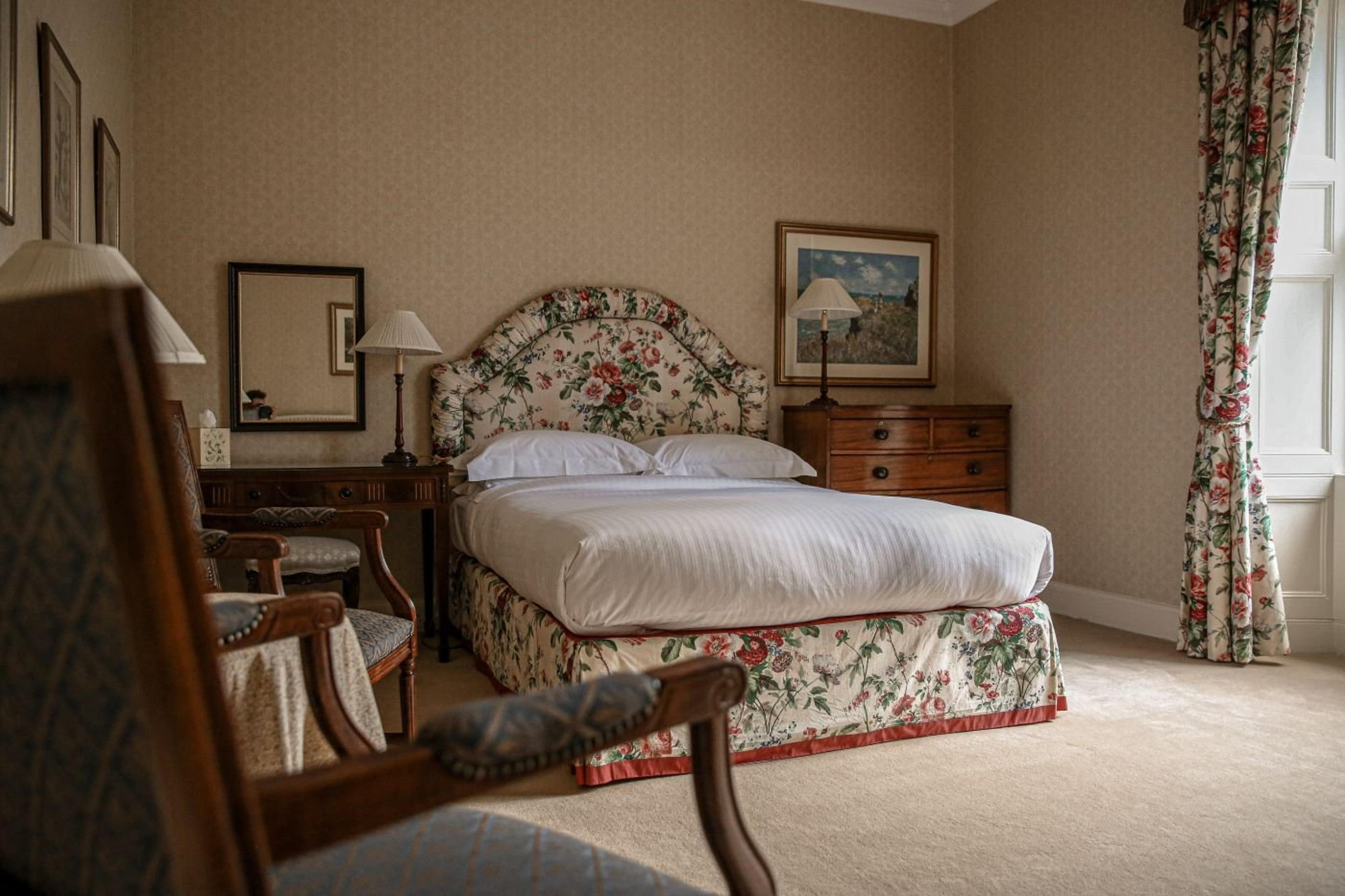 KINLOCH HOUSE HOTEL