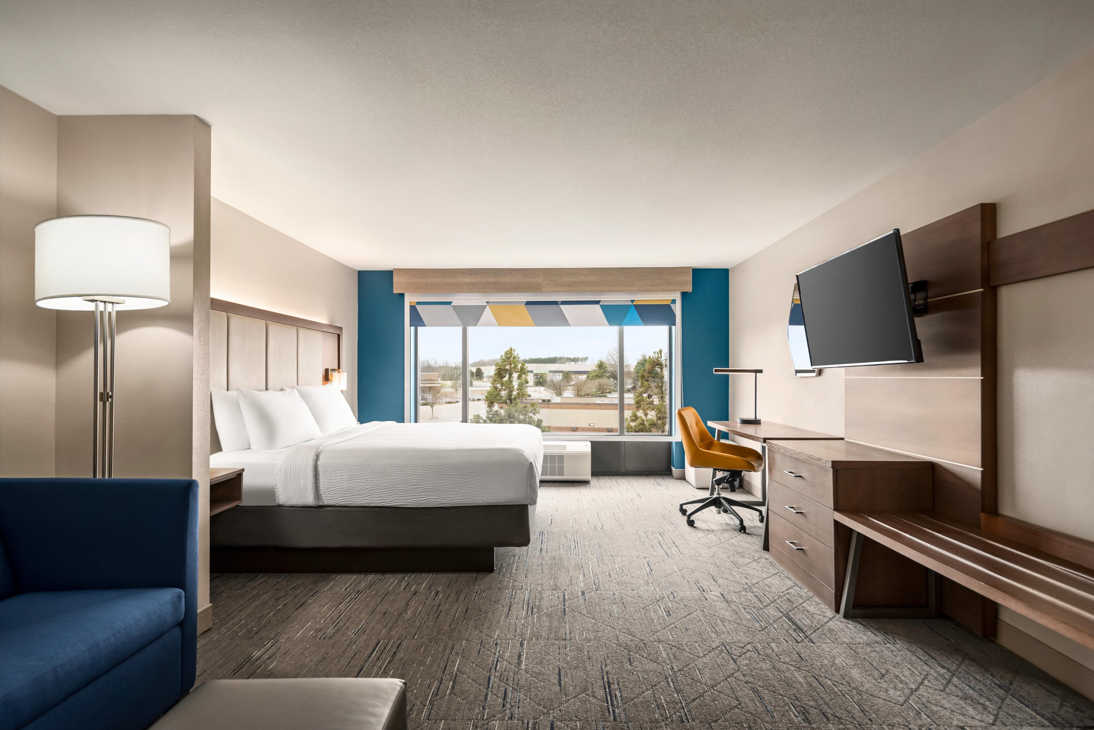 HOLIDAY INN EXP STES MCDONOUGH BY I