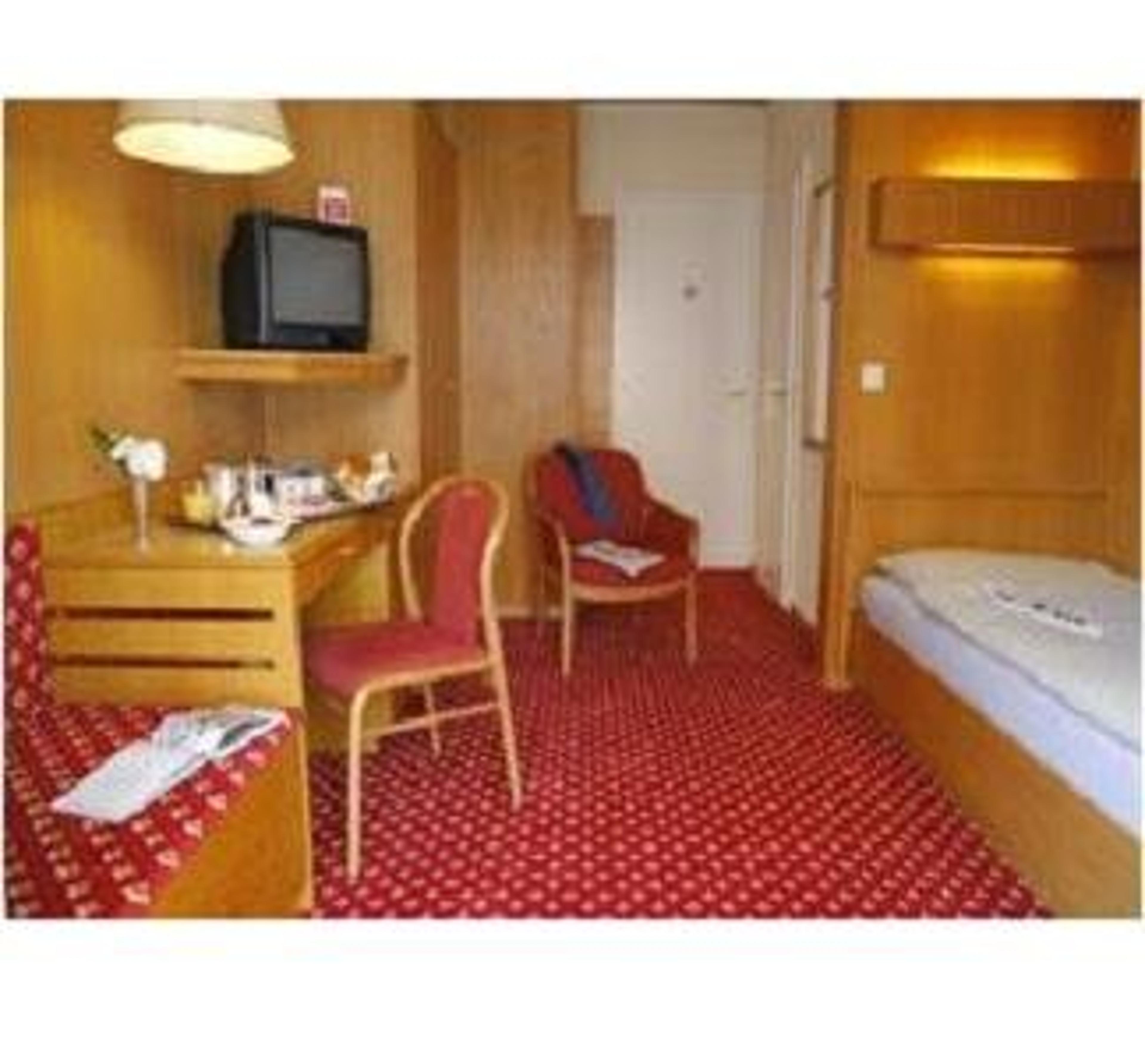 HOTEL ELITE