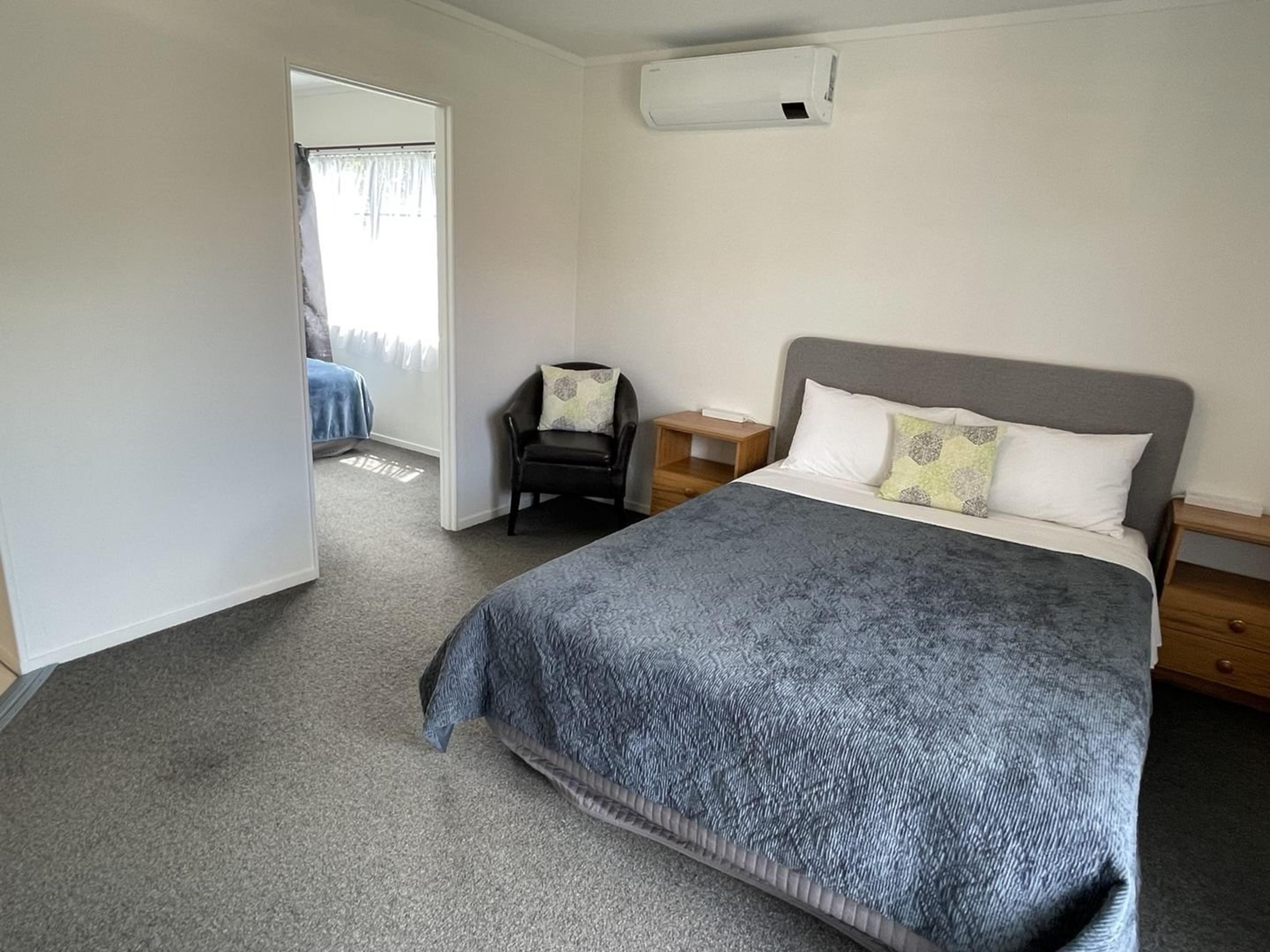 CHERRY COURT MOTOR LODGE