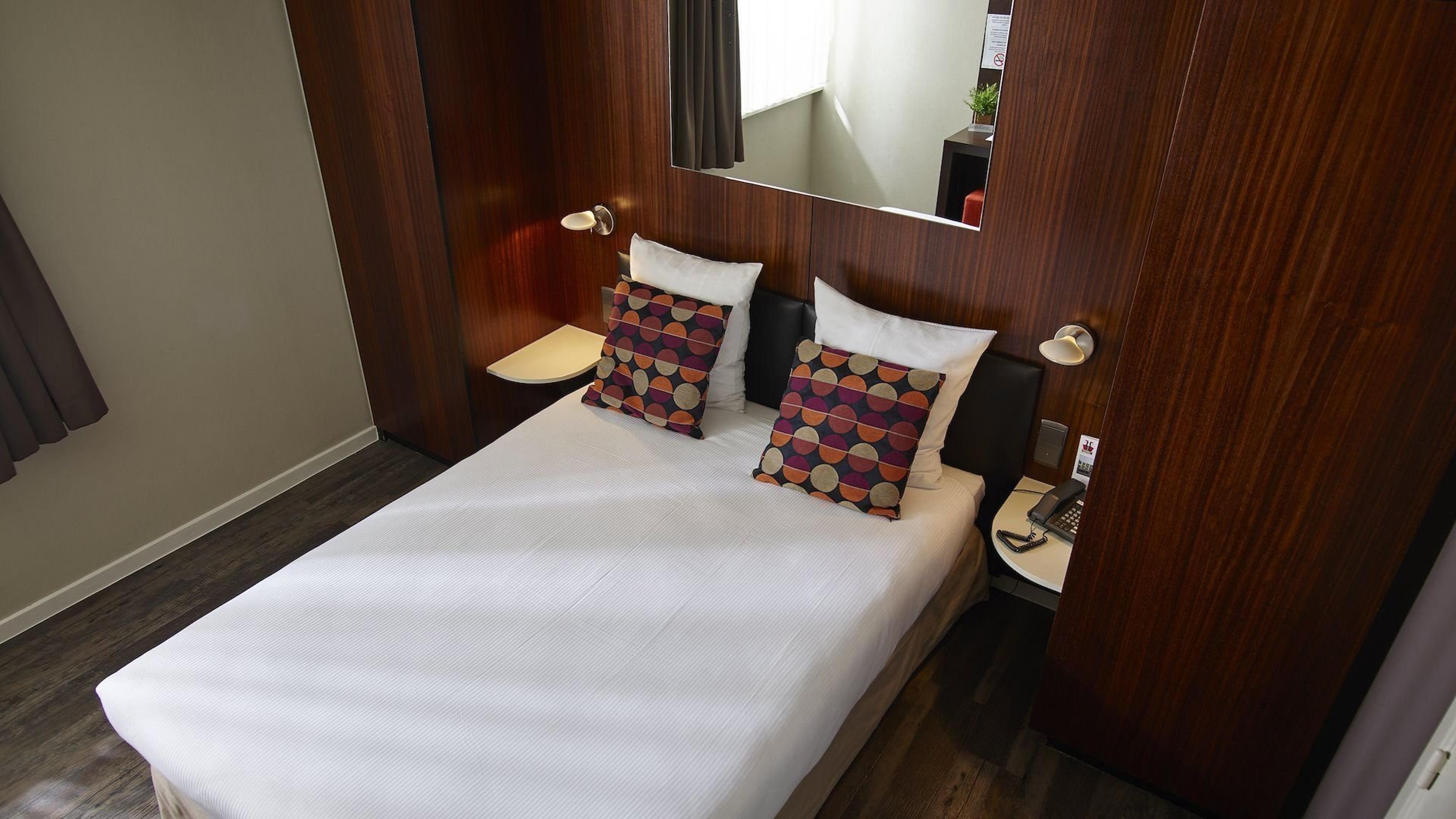 GOSSET HOTEL