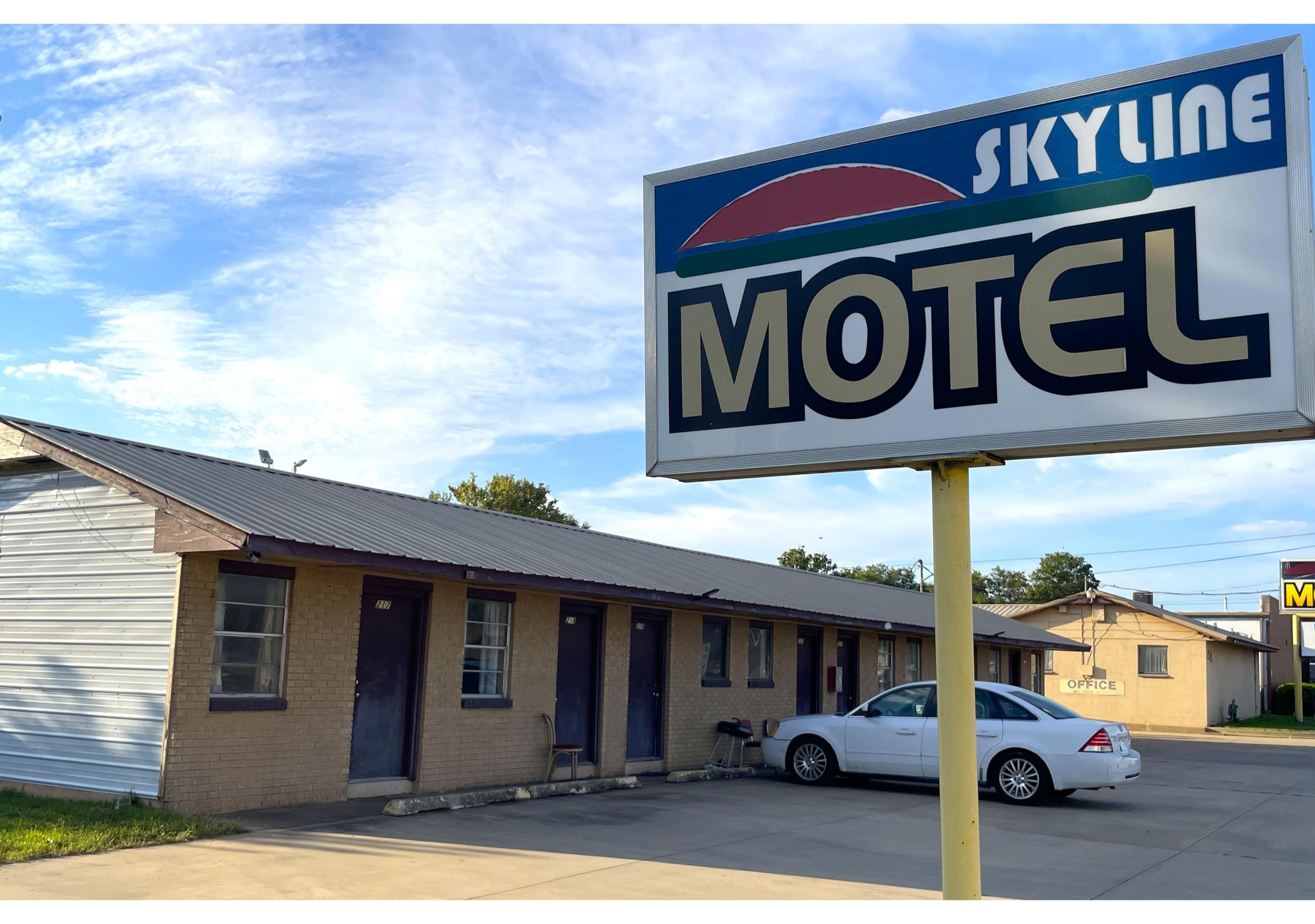 Skyline Motel