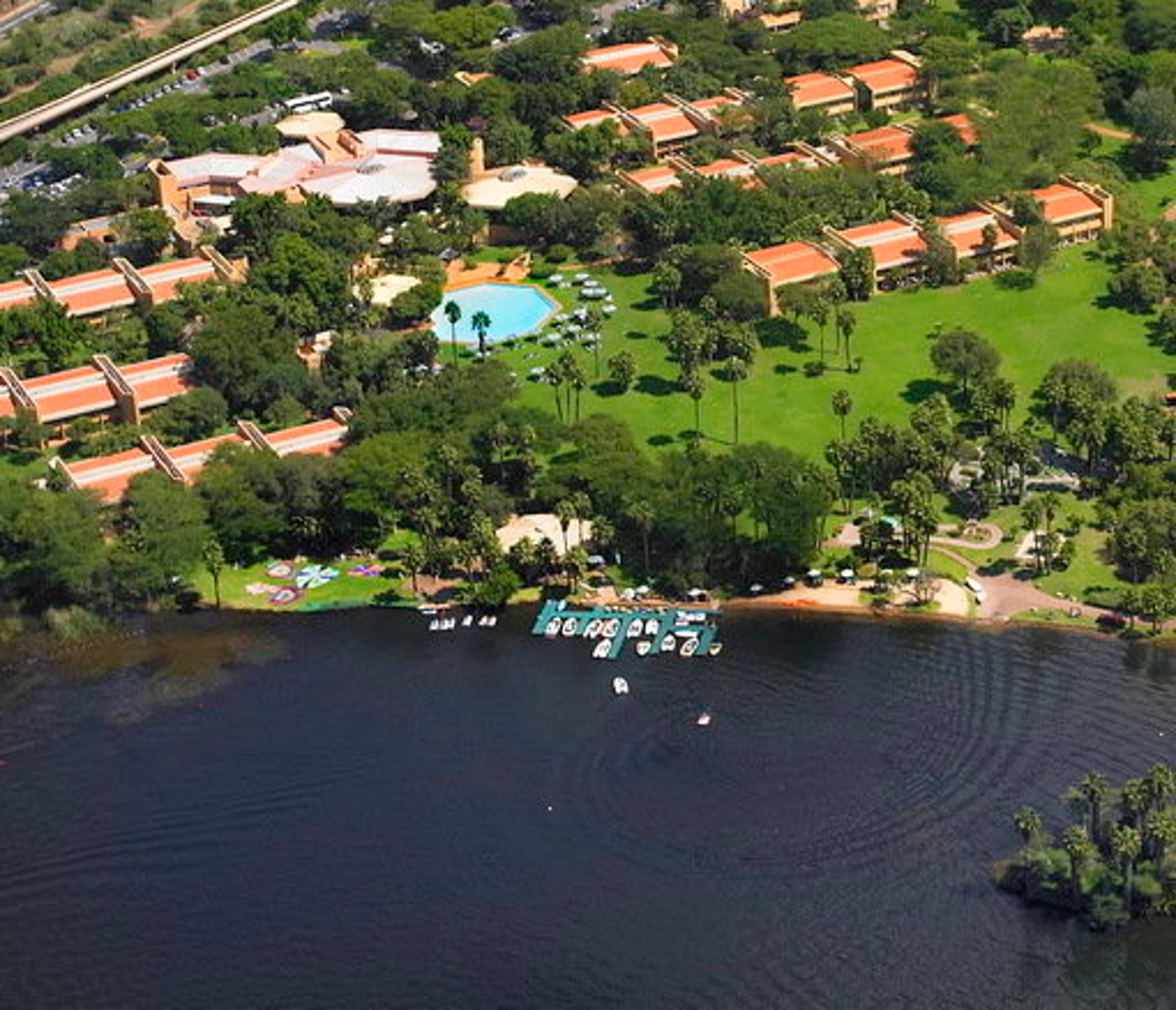 SUN CITY CABANAS