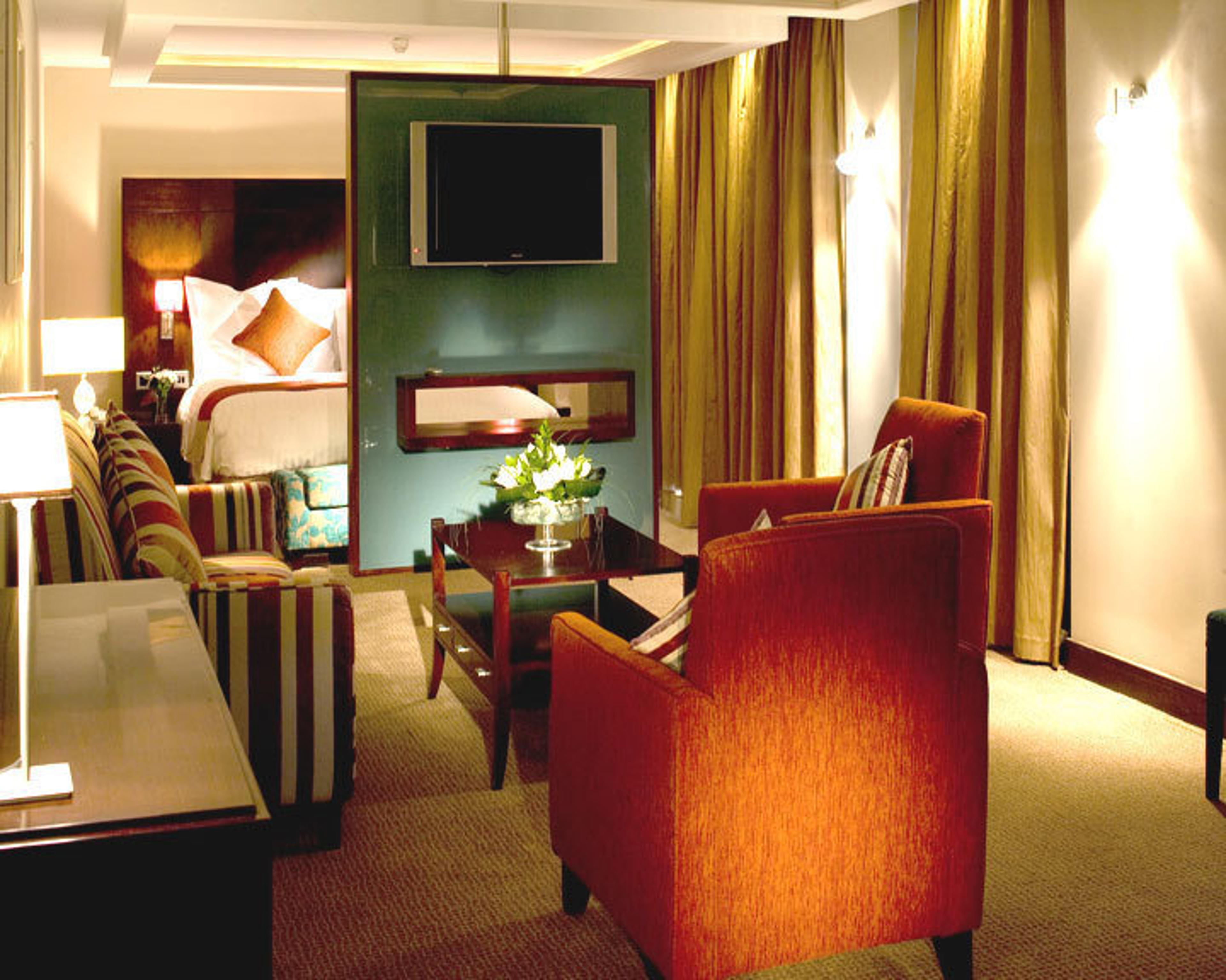 THE SAVOY HOTEL