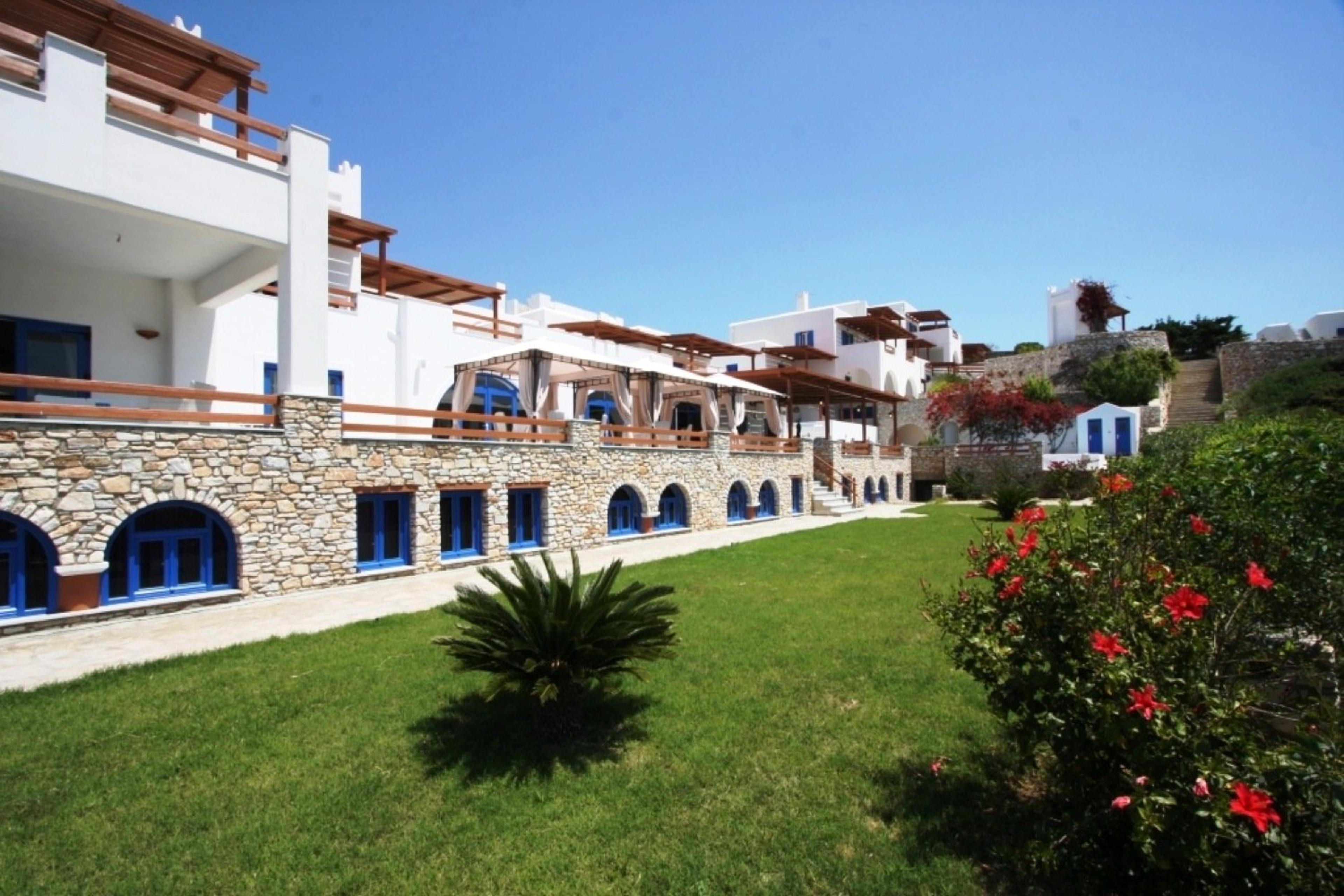 PAROS AGNANTI RESORT AND SPA